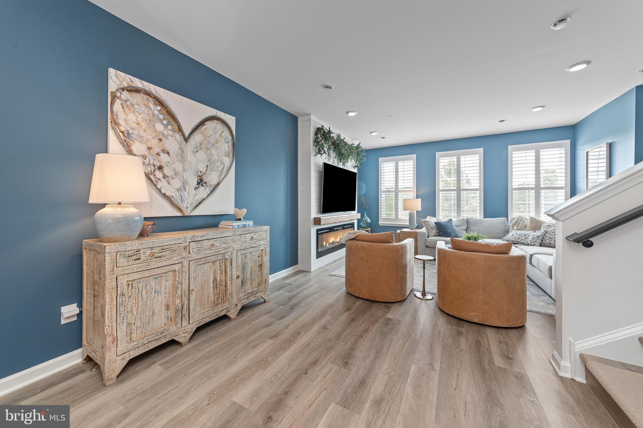 STEELPOINTE - Residential