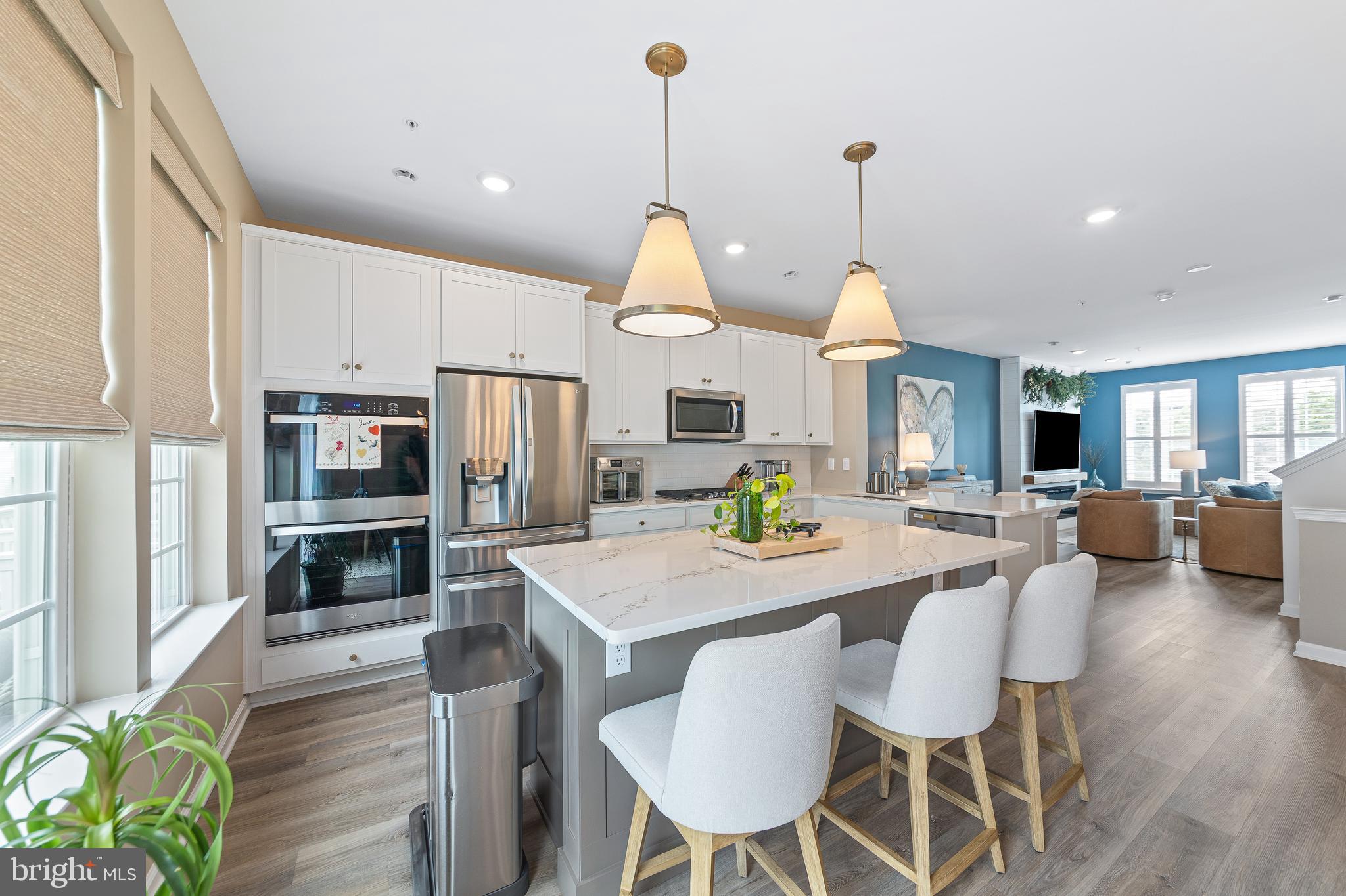 STEELPOINTE - Residential