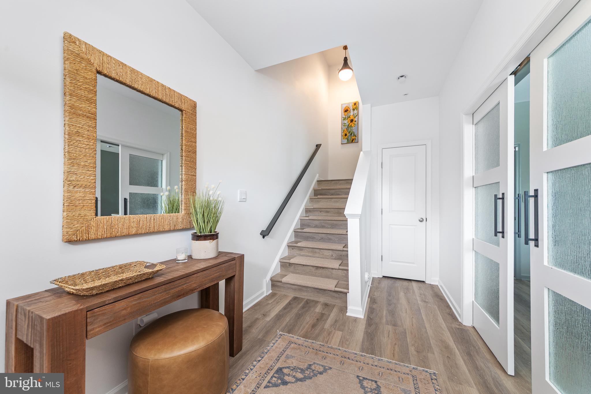 STEELPOINTE - Residential