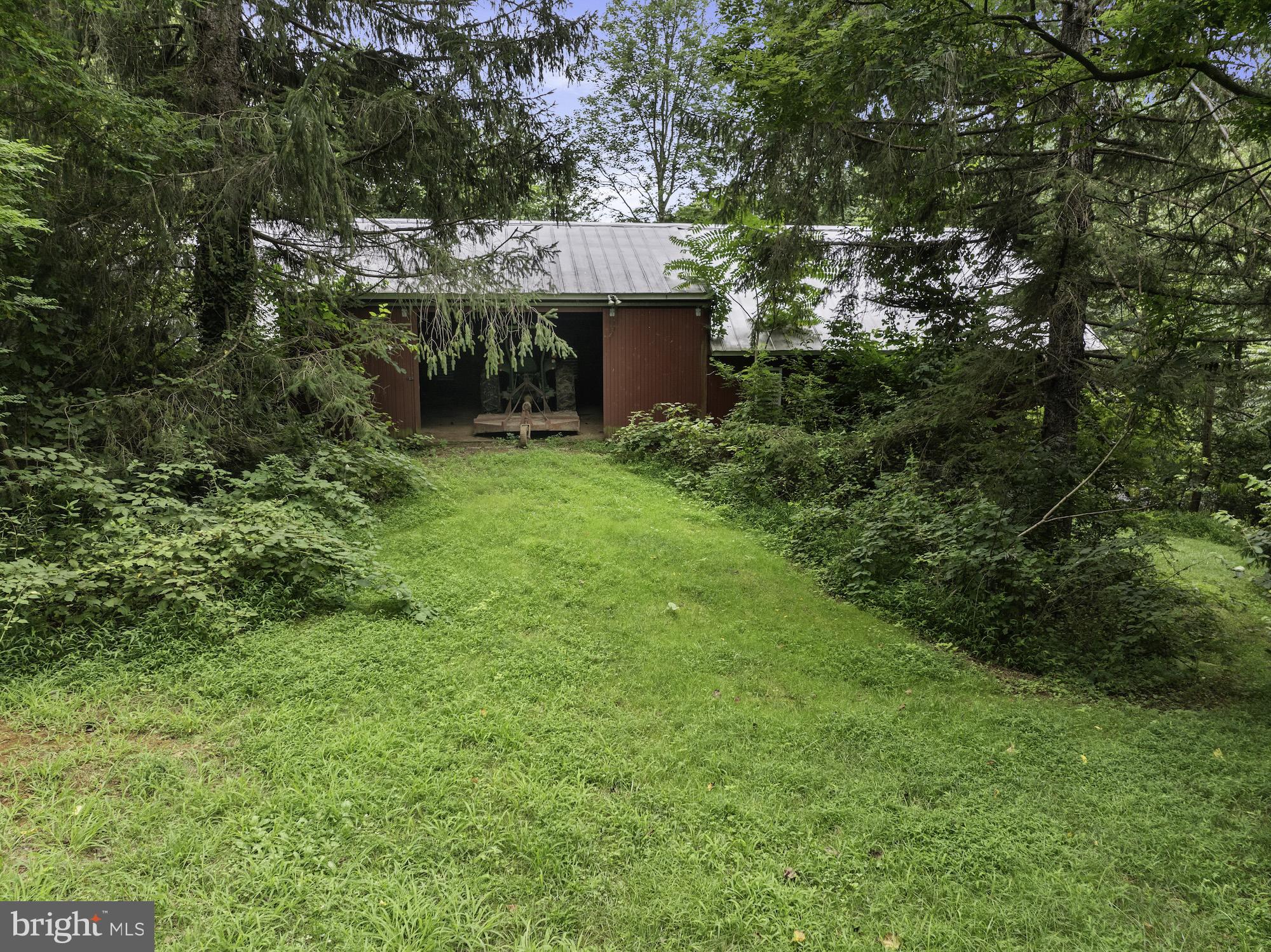 NONE, RURAL - Farm