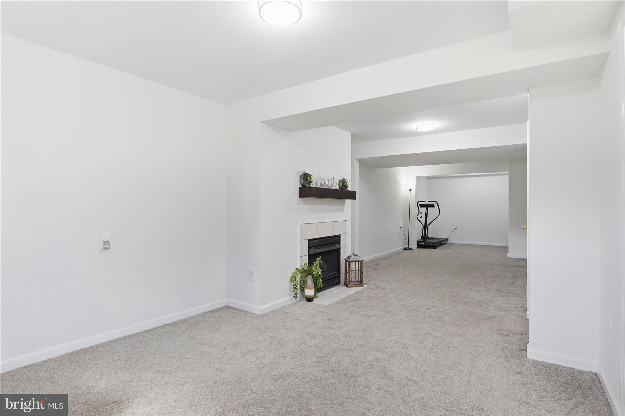 LARK BROWN CROSSING - Residential