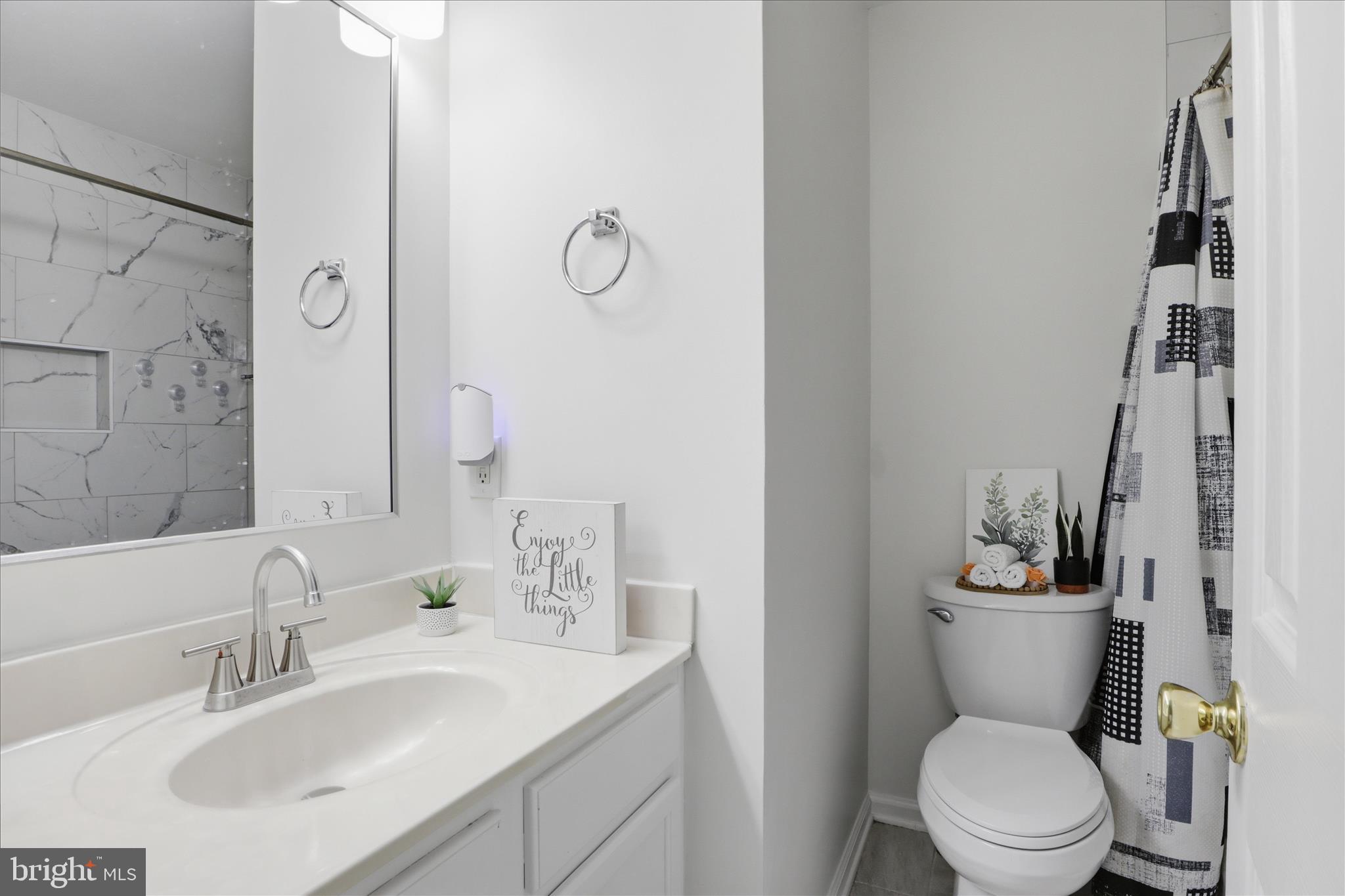LARK BROWN CROSSING - Residential