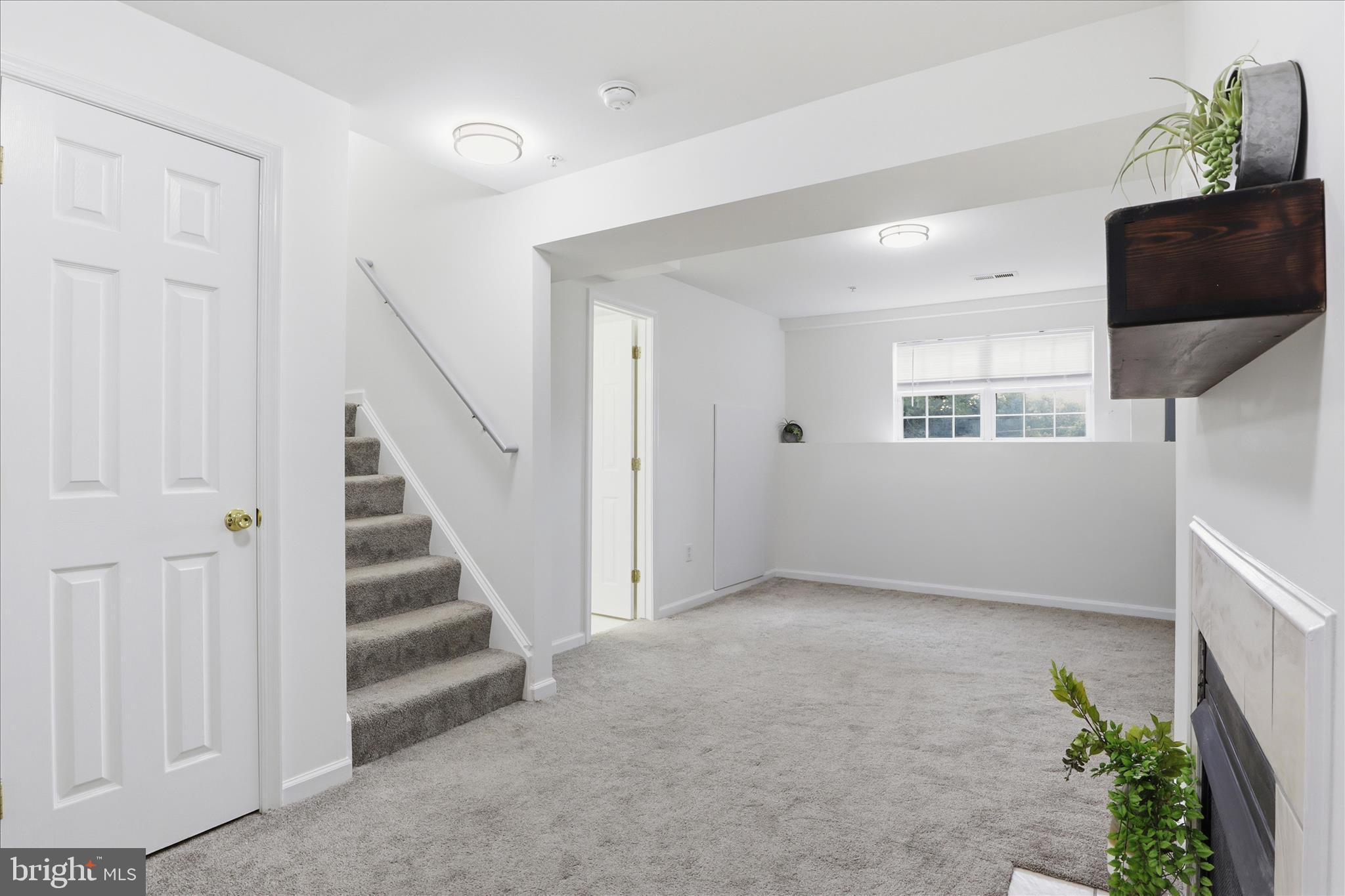 LARK BROWN CROSSING - Residential