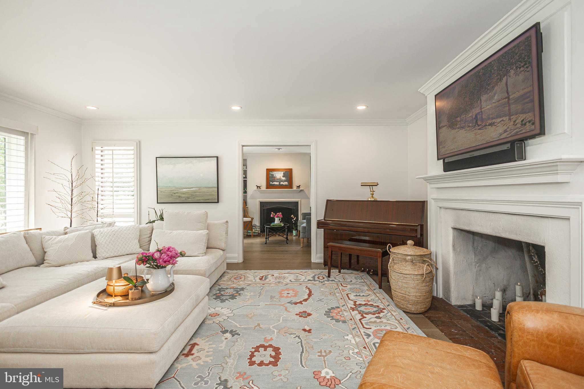 SUGAR KNOLL - Residential