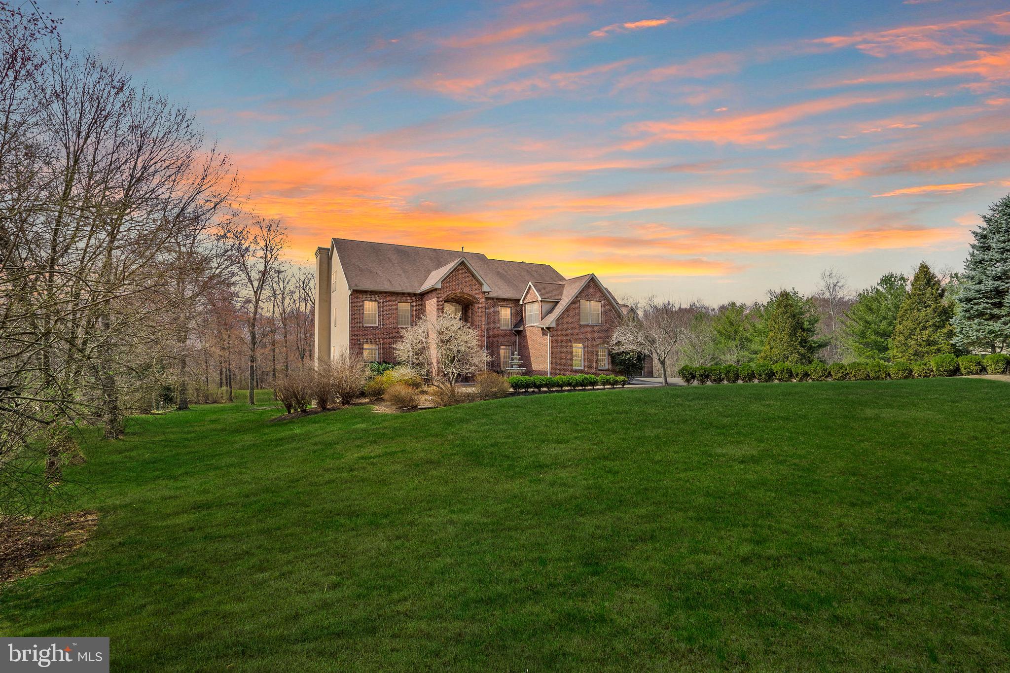 DOYLESTOWN - Residential