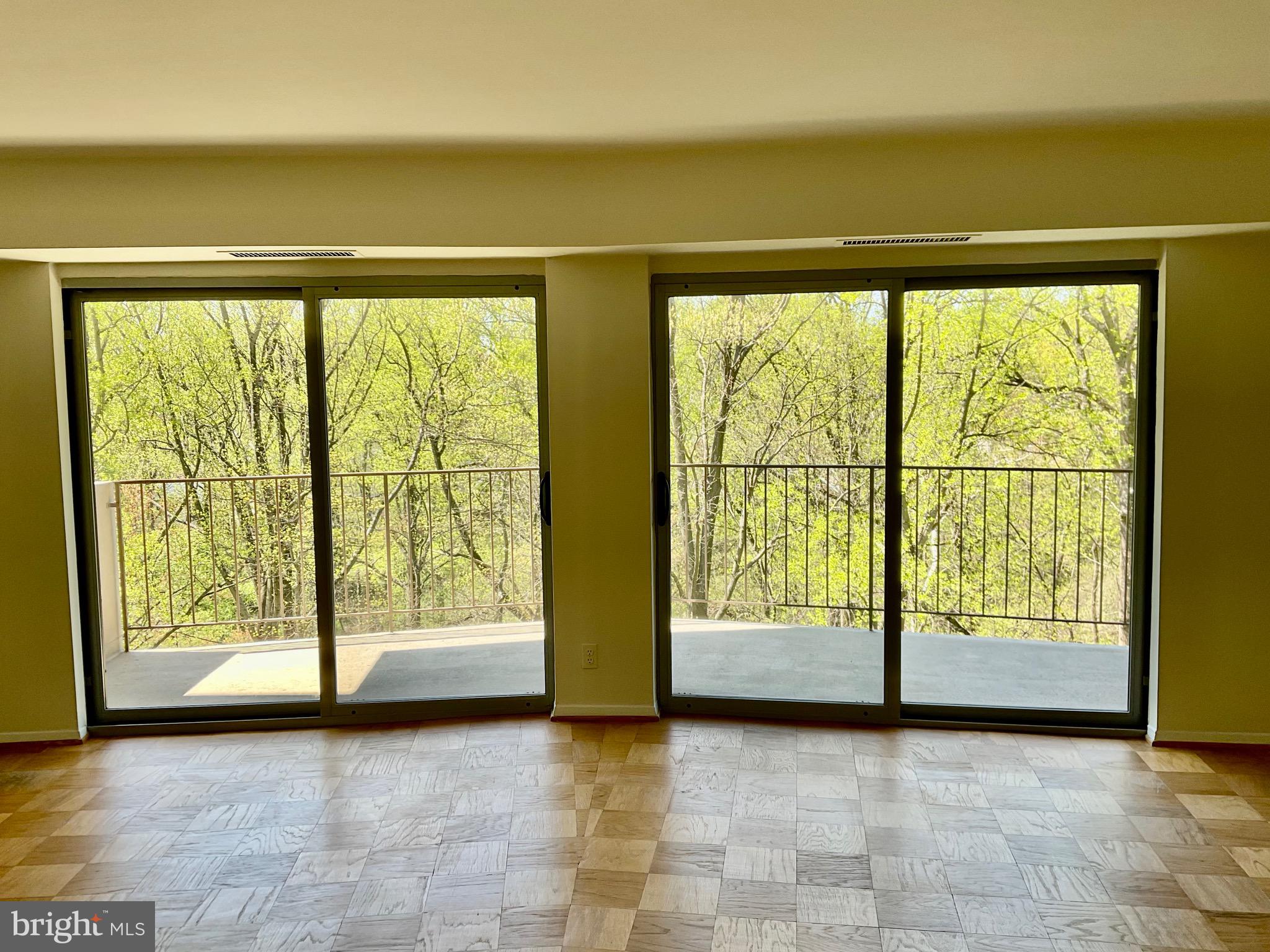 PARKSIDE PLAZA CODM - Residential