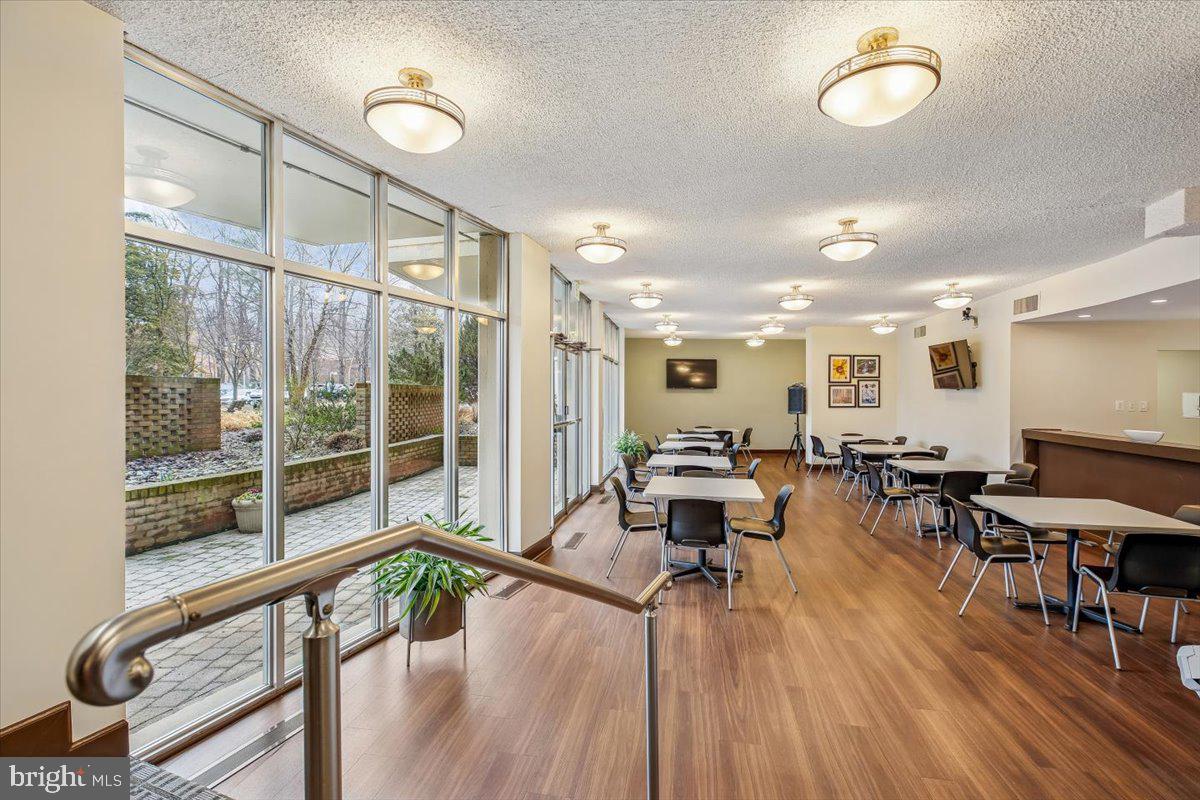 PARKSIDE PLAZA CODM - Residential