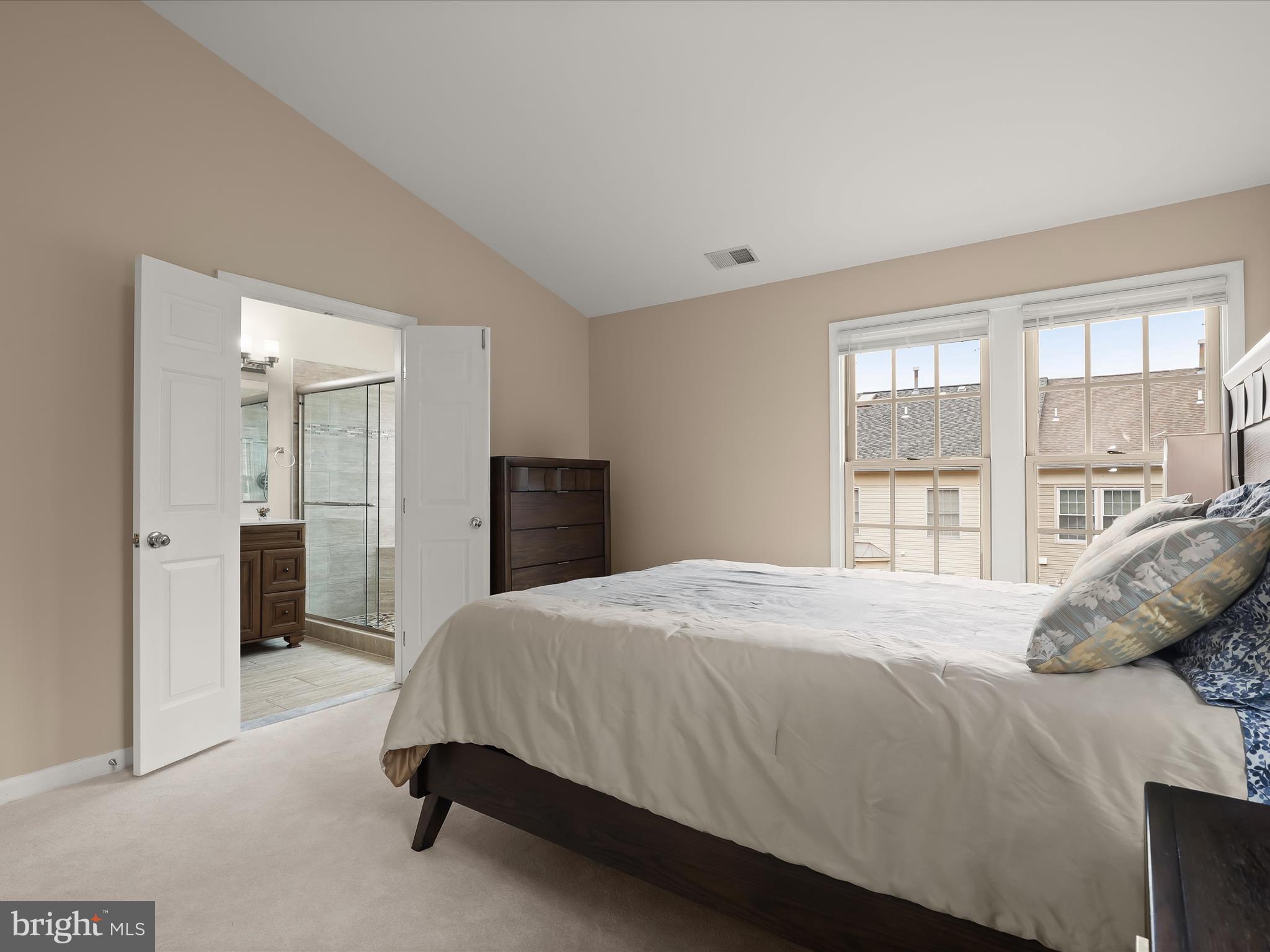 TRAVILAH CREST - Residential