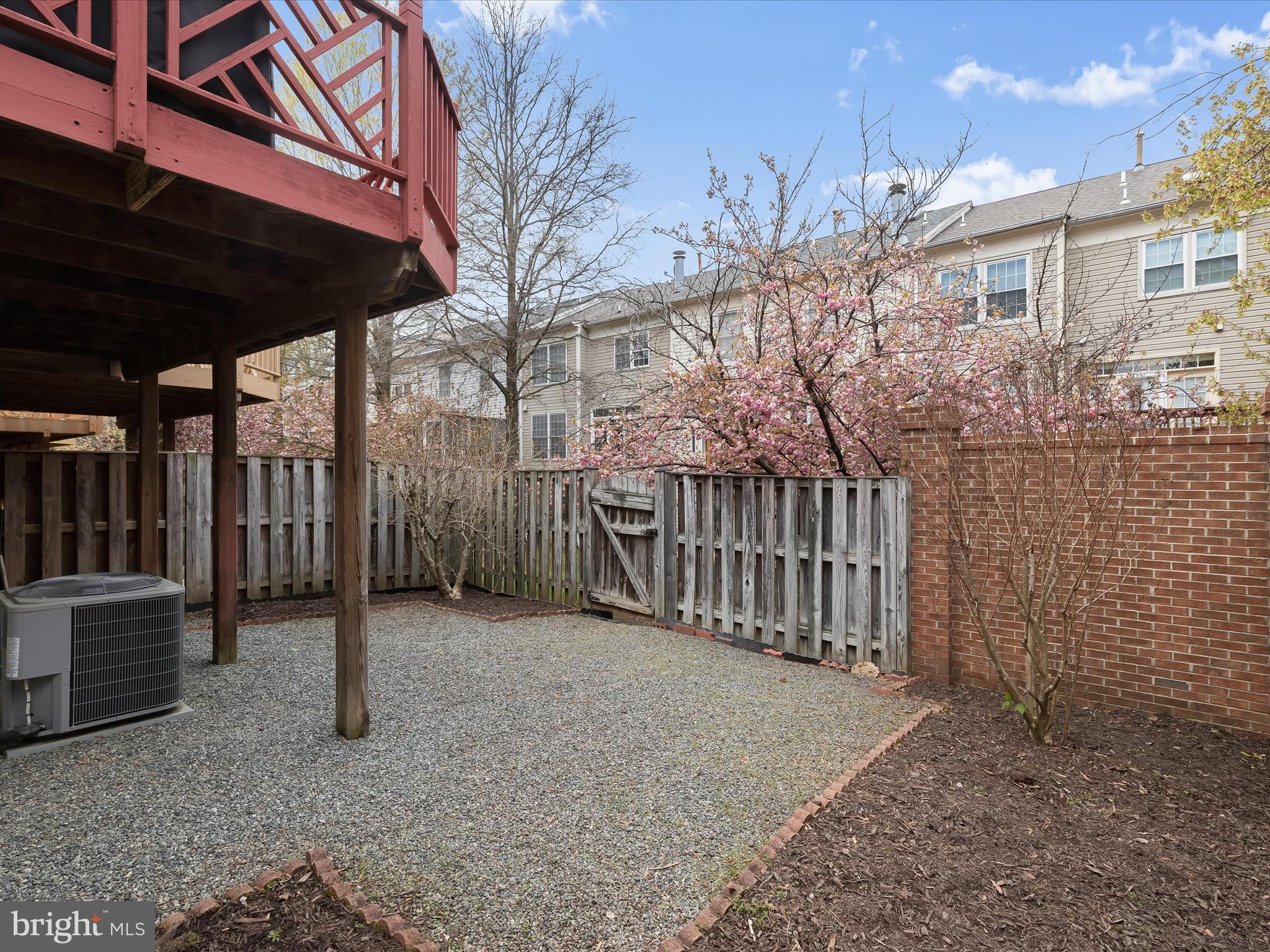 TRAVILAH CREST - Residential