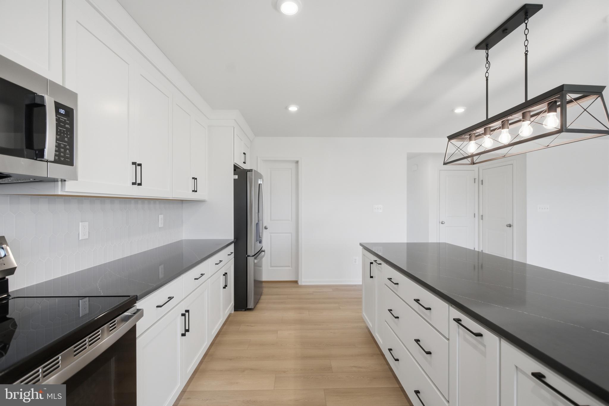 SPRING VIEW FARMS - Residential