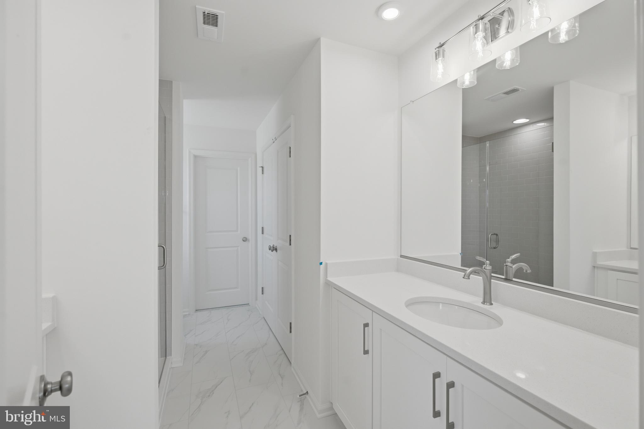 SPRING VIEW FARMS - Residential
