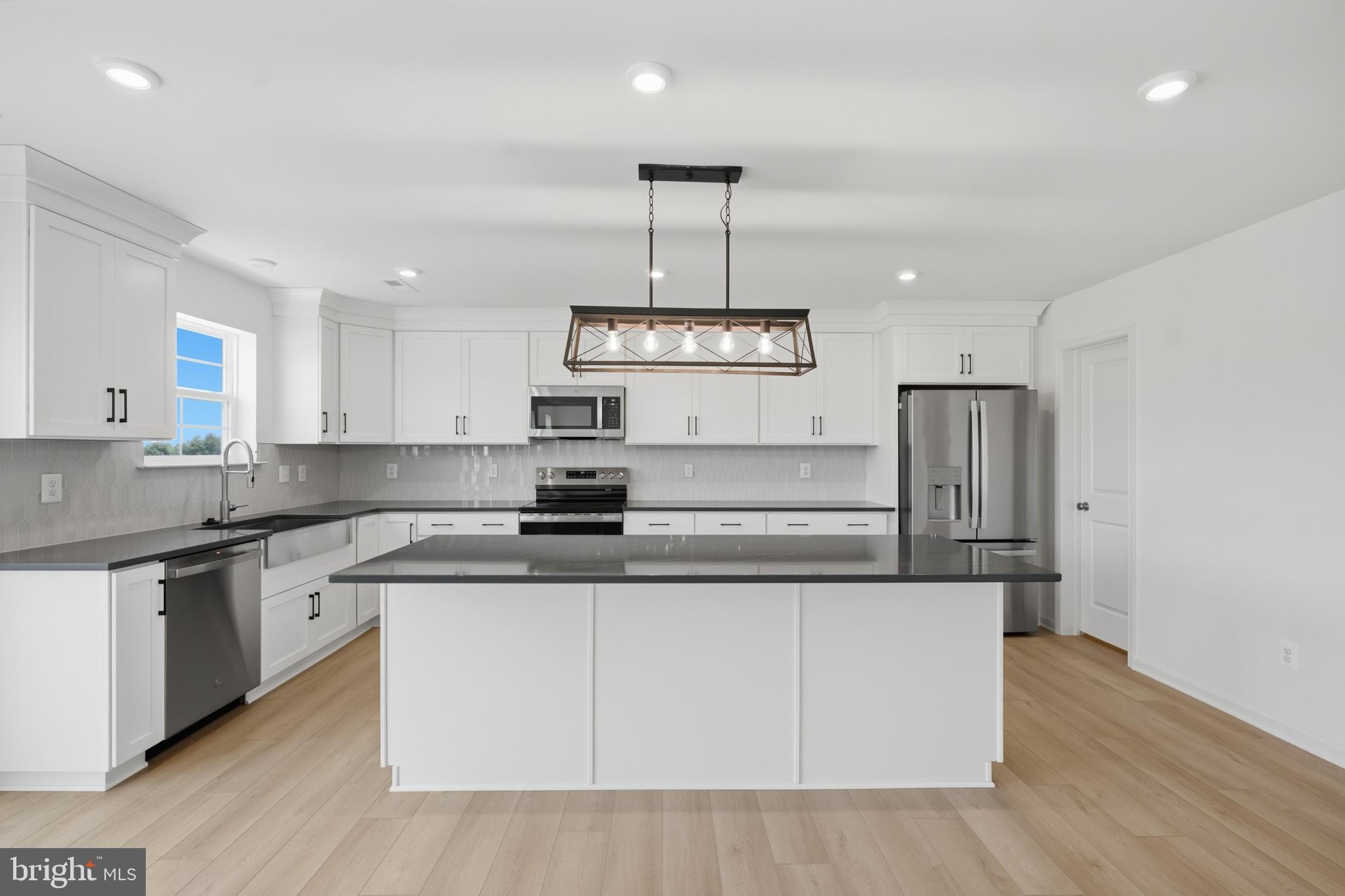 SPRING VIEW FARMS - Residential