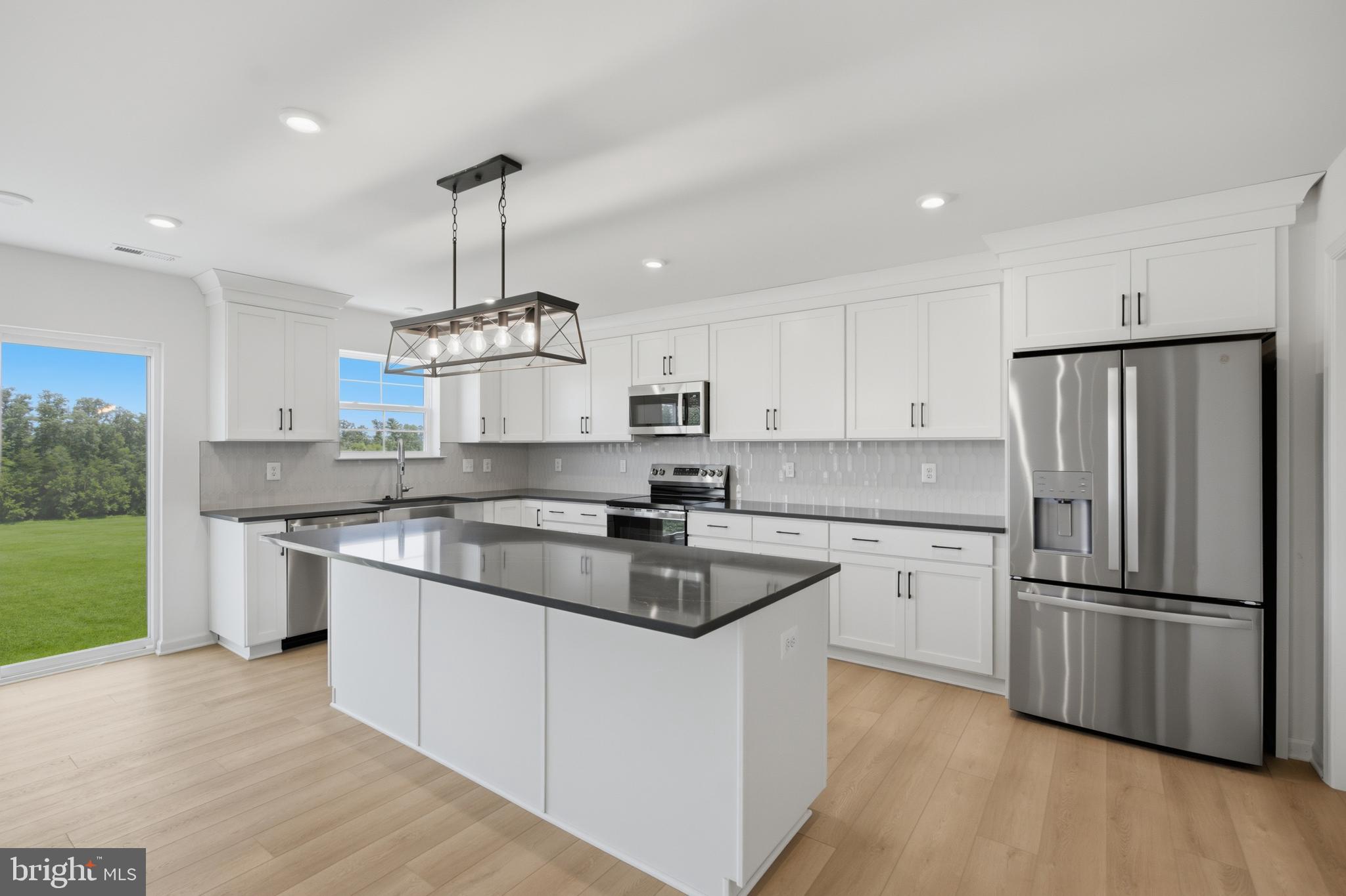 SPRING VIEW FARMS - Residential