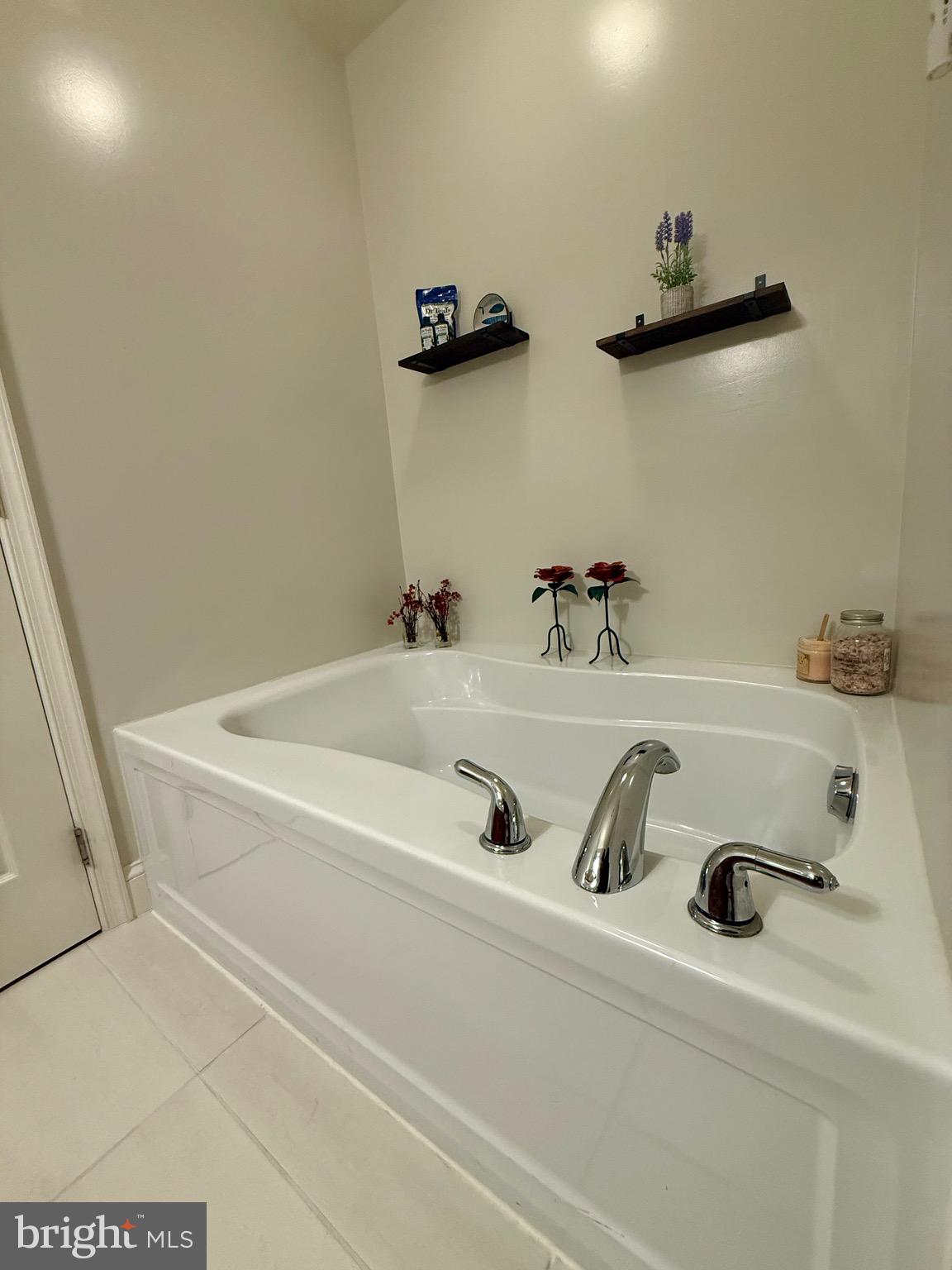 VILLAS AT HERSHEY MEADOWS - Residential