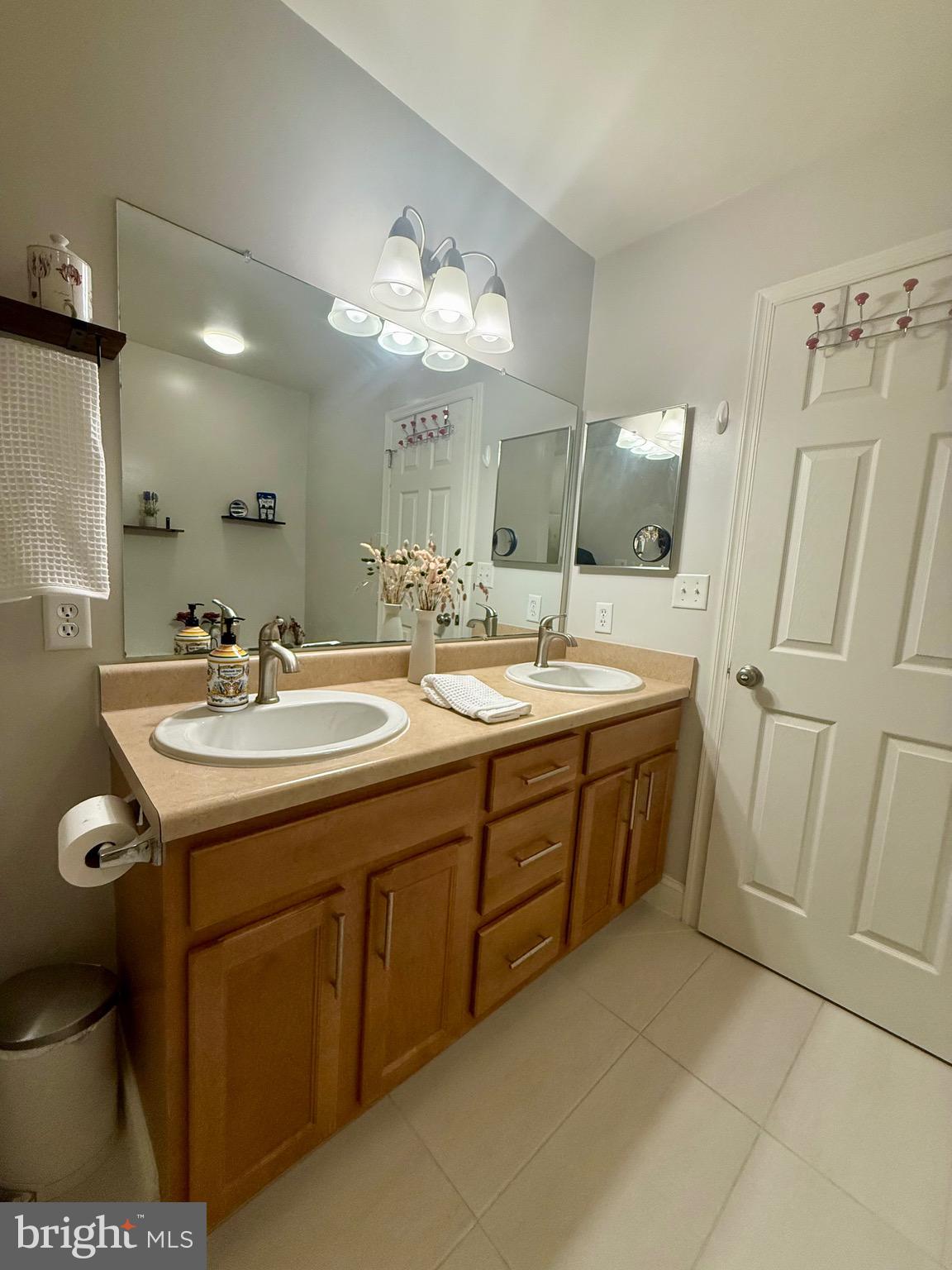 VILLAS AT HERSHEY MEADOWS - Residential