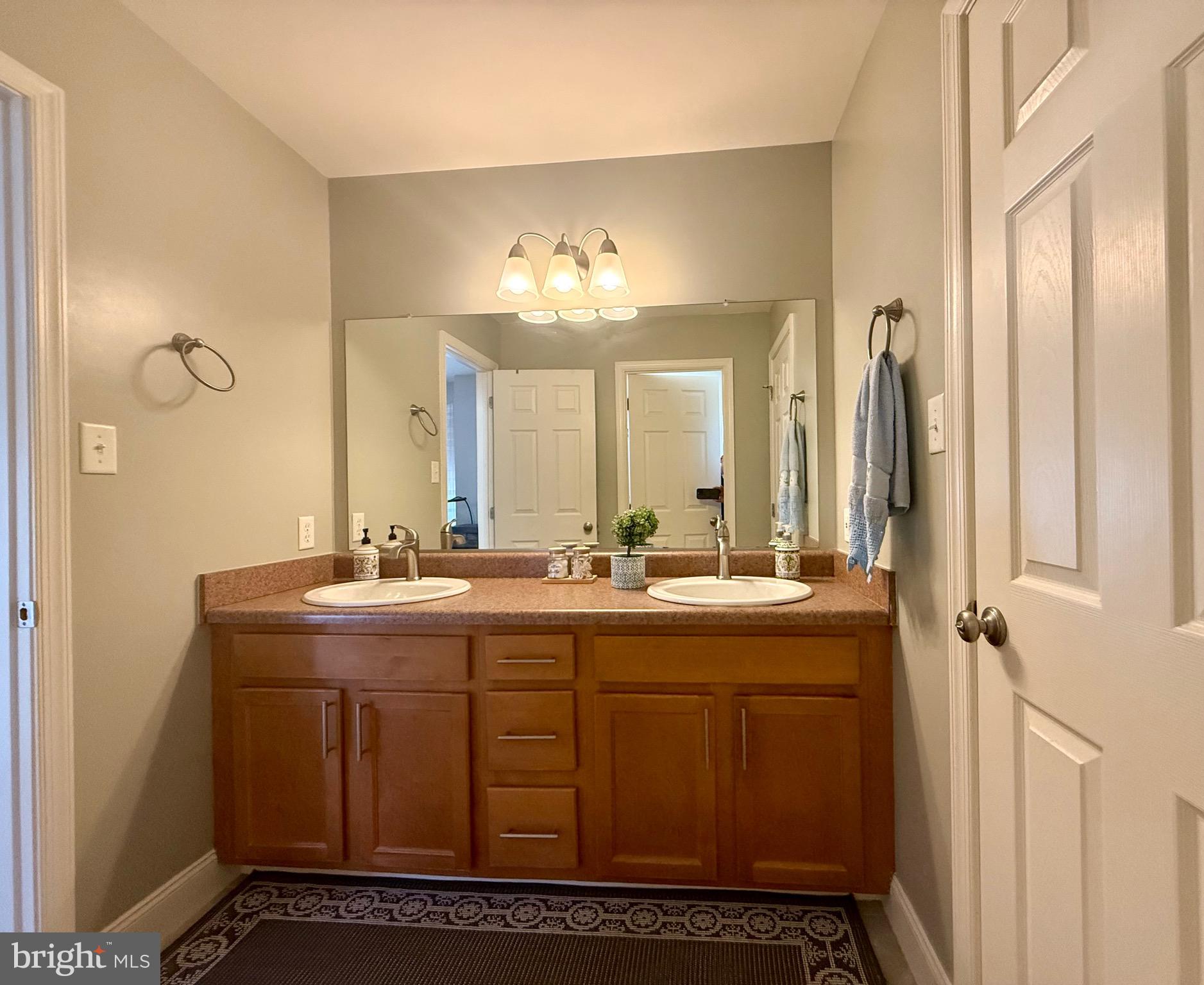 VILLAS AT HERSHEY MEADOWS - Residential