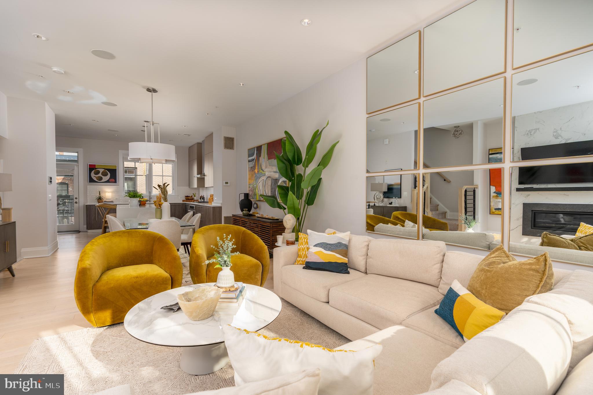 ROBINSON LANDING - Residential