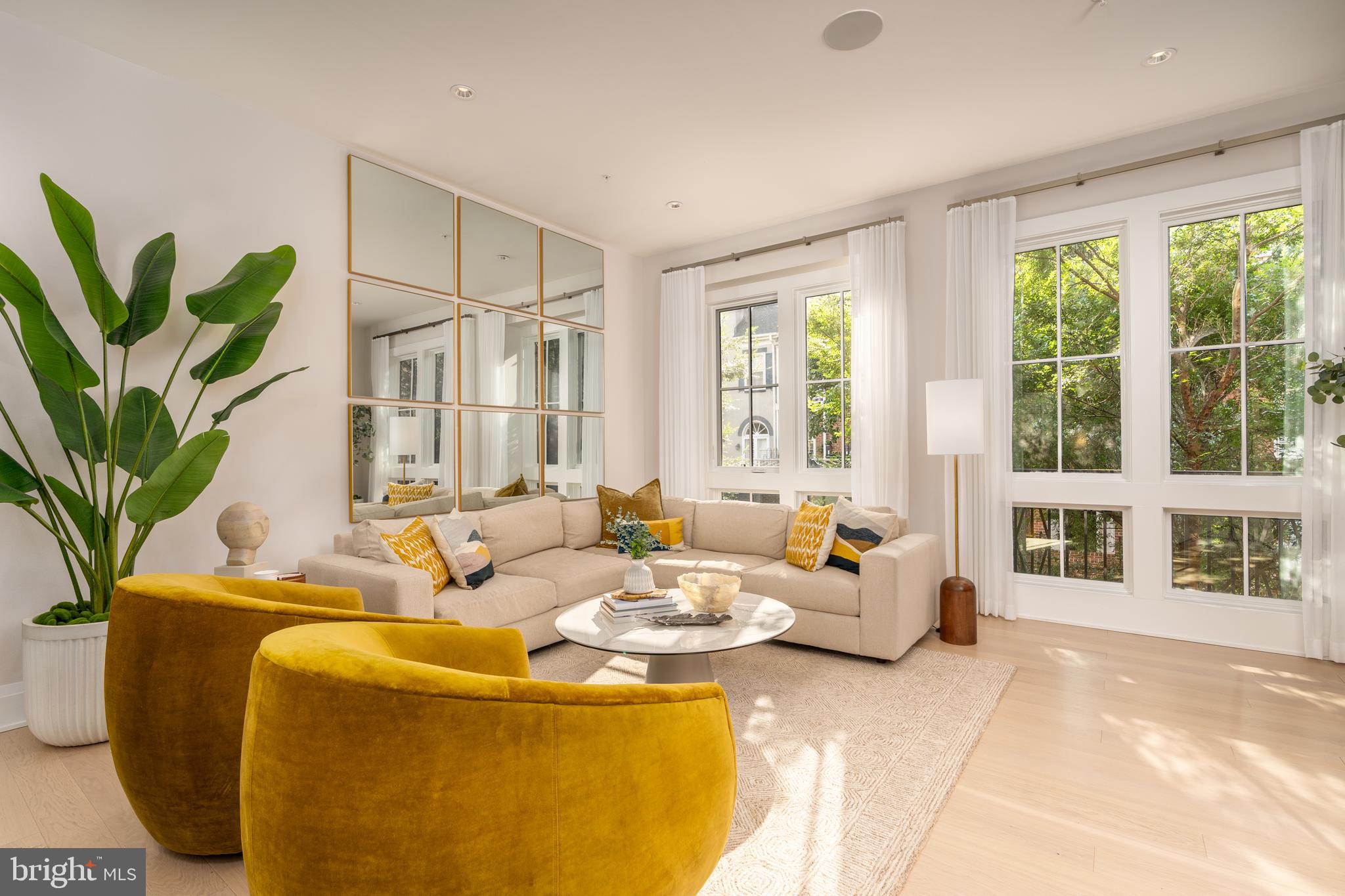 ROBINSON LANDING - Residential