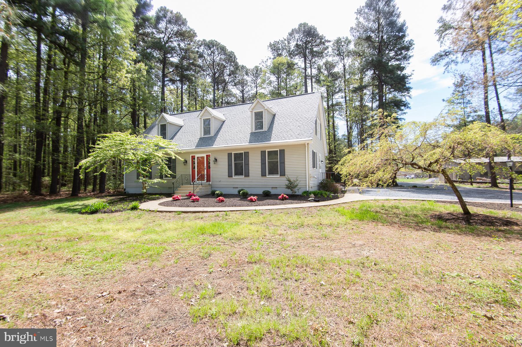 ROSS NECK - Residential