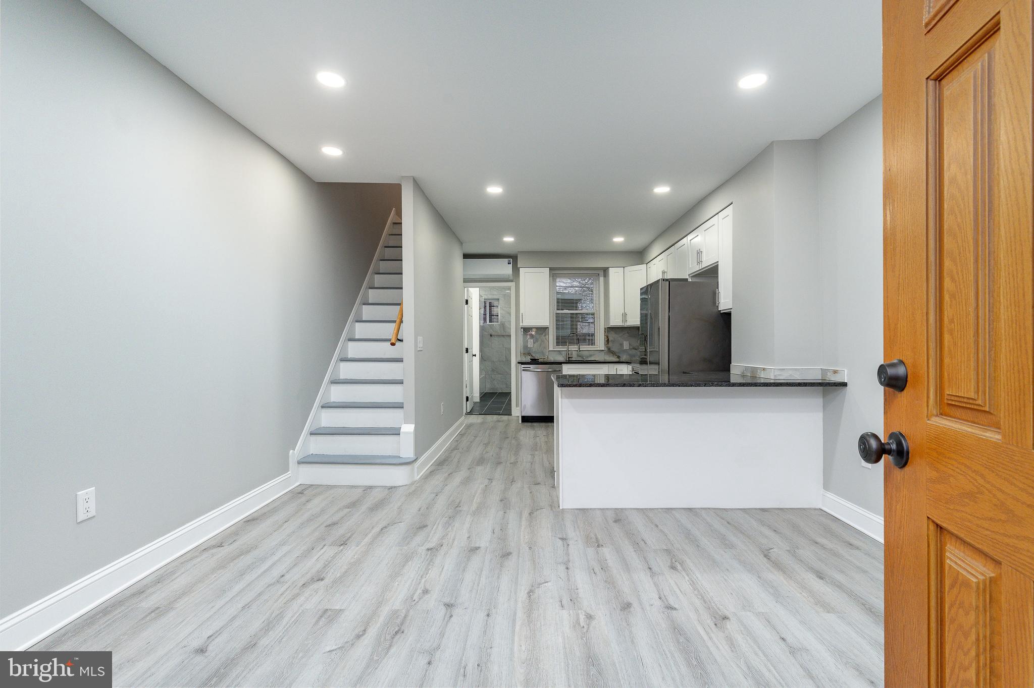 FRANKFORD - Residential