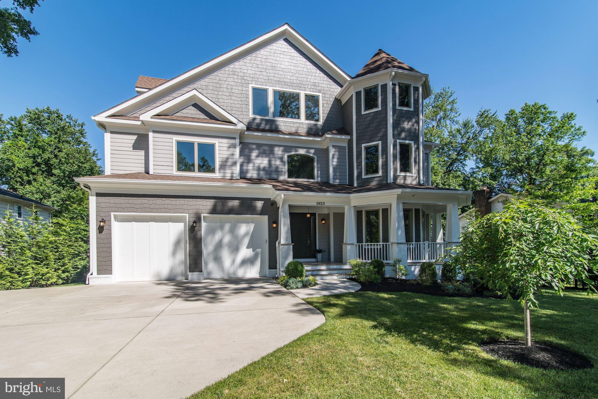 " Stunning custom home offers unparalleled craftsmanship & exceptional amenities!This Craftsman design is truly remarkable inside & out.Sleek architectural molding, Pella windows,magnificent chef's kitchen,grand mstr ste.4 levels w/an Elevator, Deck, Gated, Media rm,family rm,,upr lvl suite w/sep living space& 2 bdrms.Hdwd flrs, 2 FP's