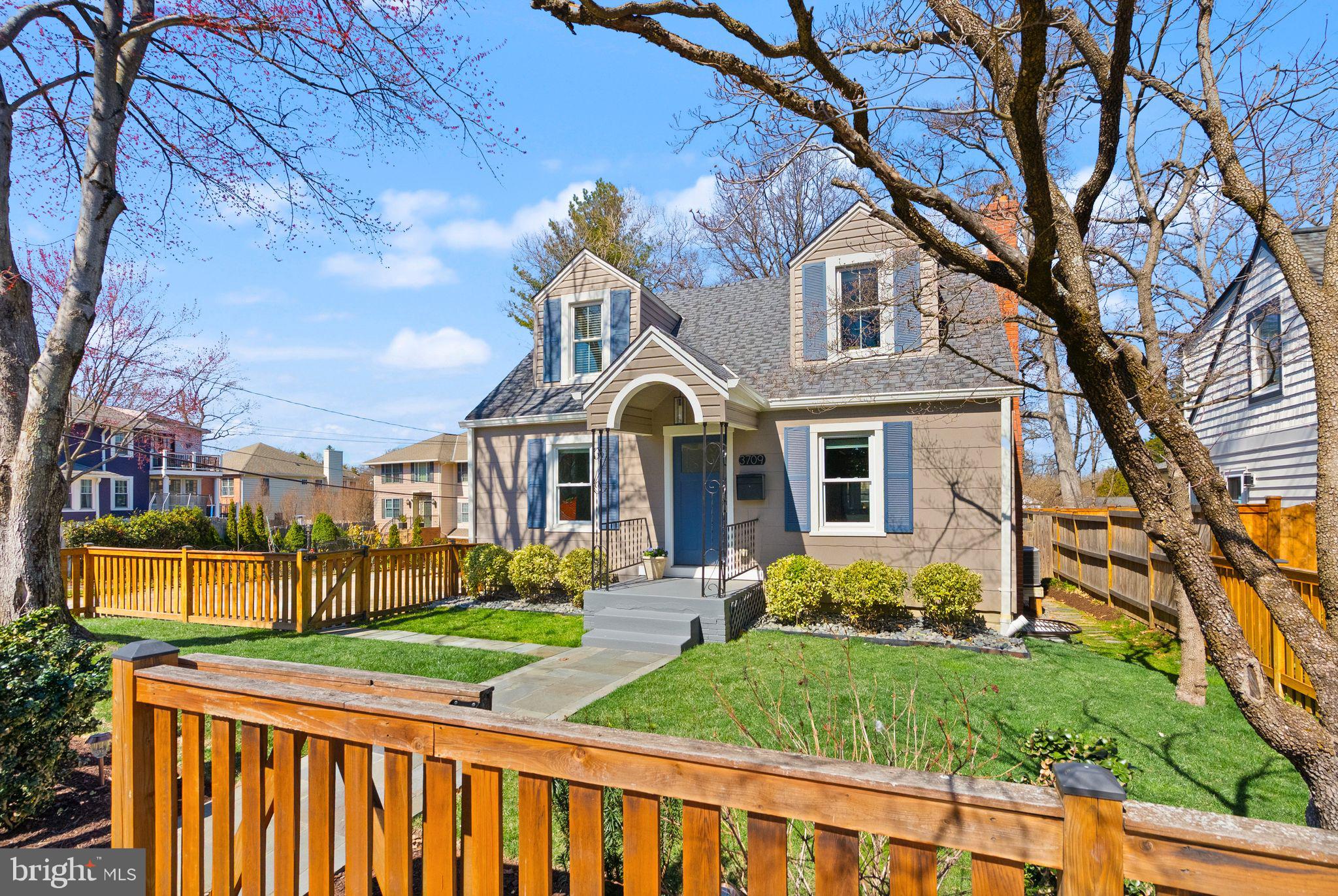 VIRGINIA SQUARE - Residential
