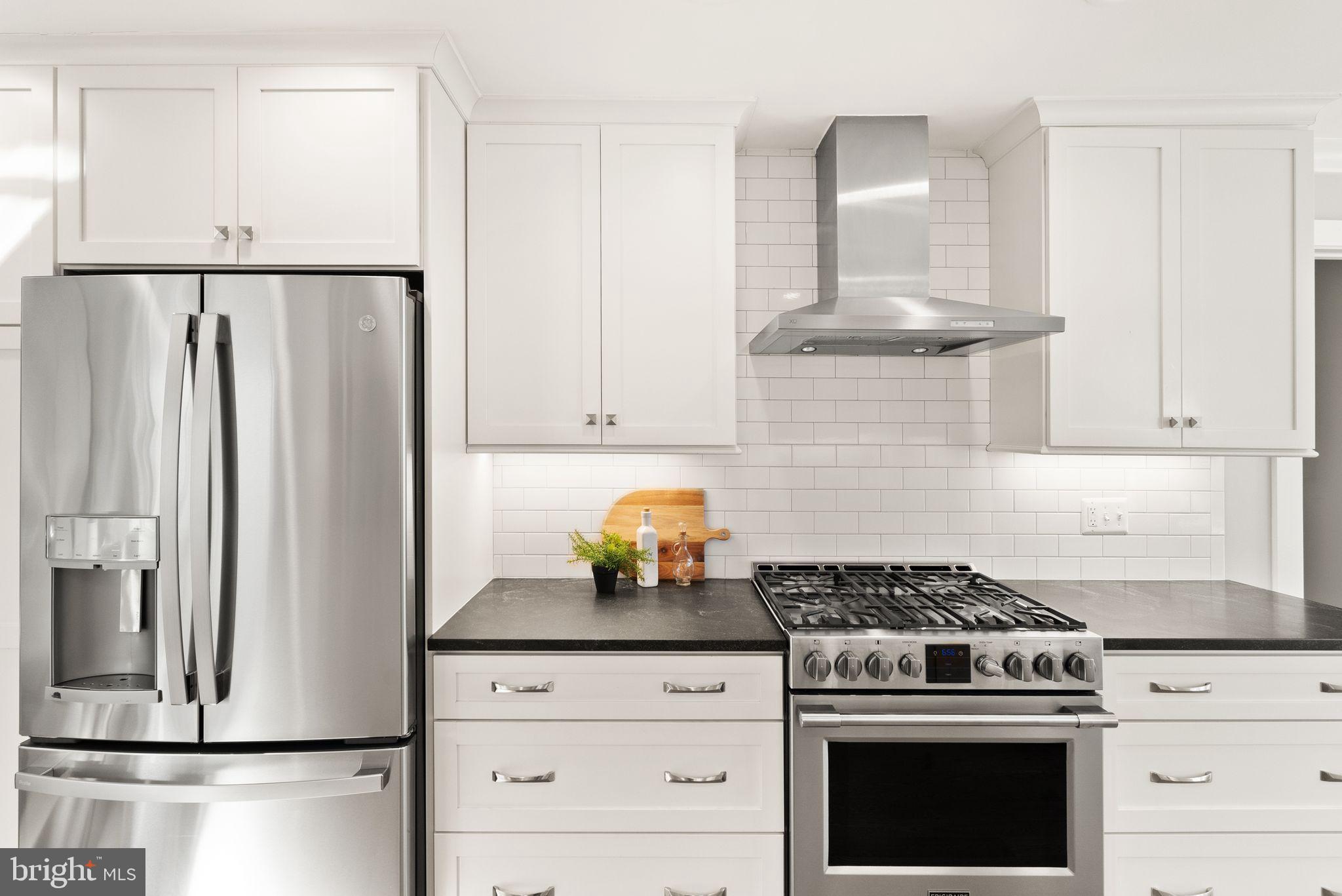 VIRGINIA SQUARE - Residential