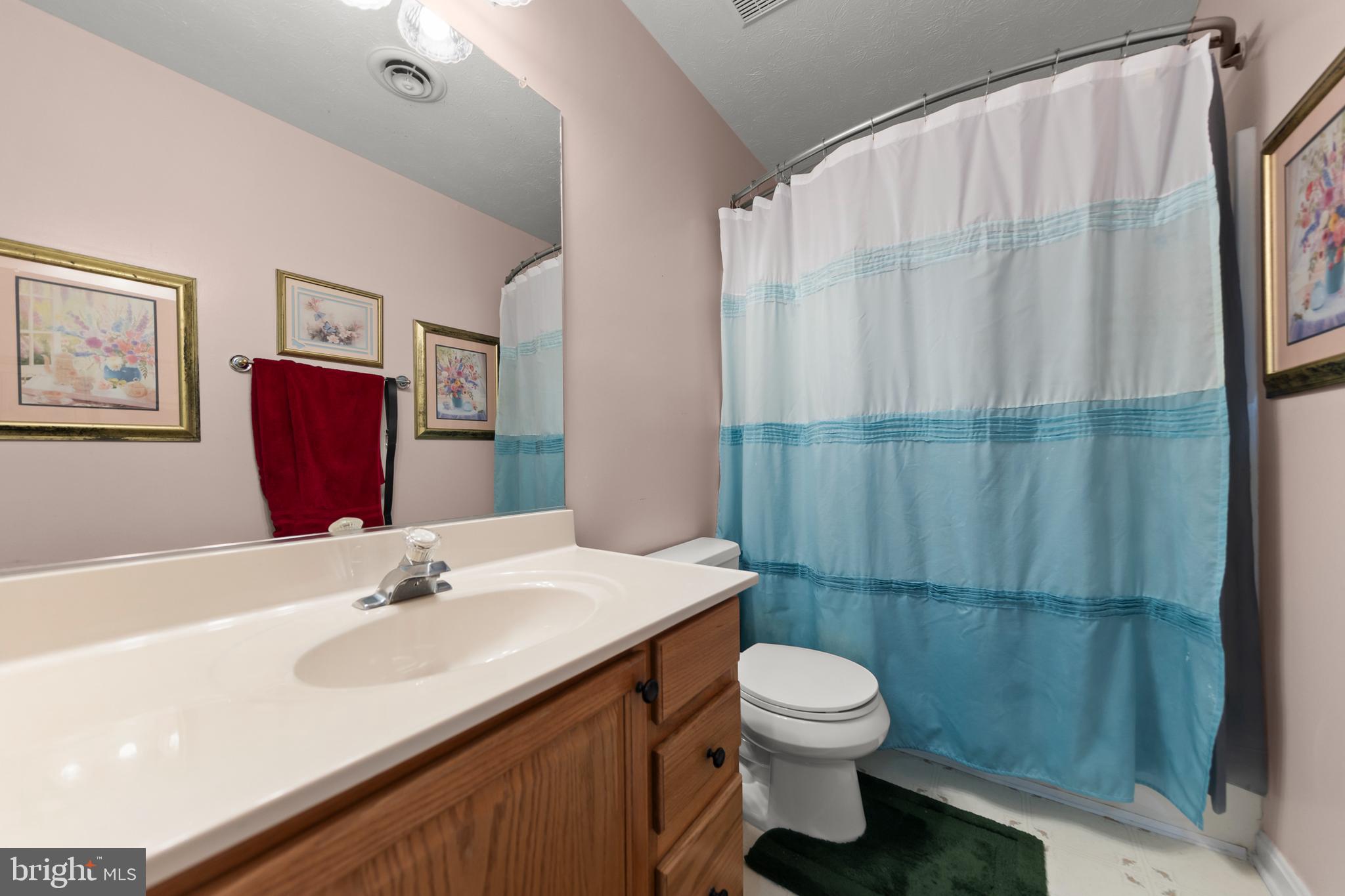 WOODSIDE ESTATES - Residential