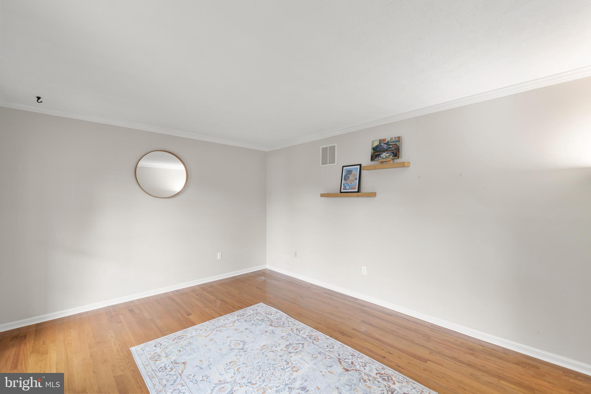 WOODSIDE ESTATES - Residential