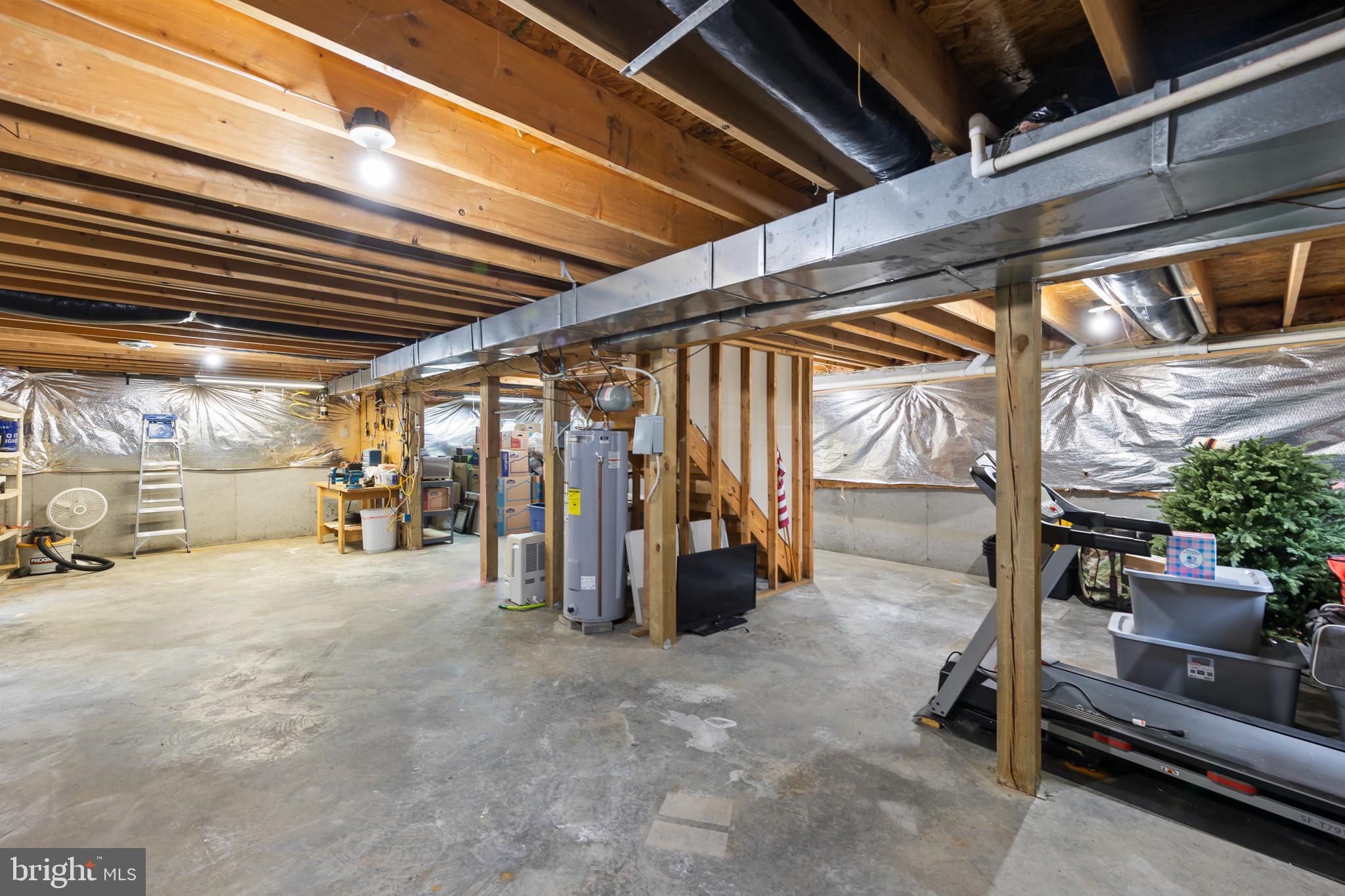 WOODSIDE ESTATES - Residential