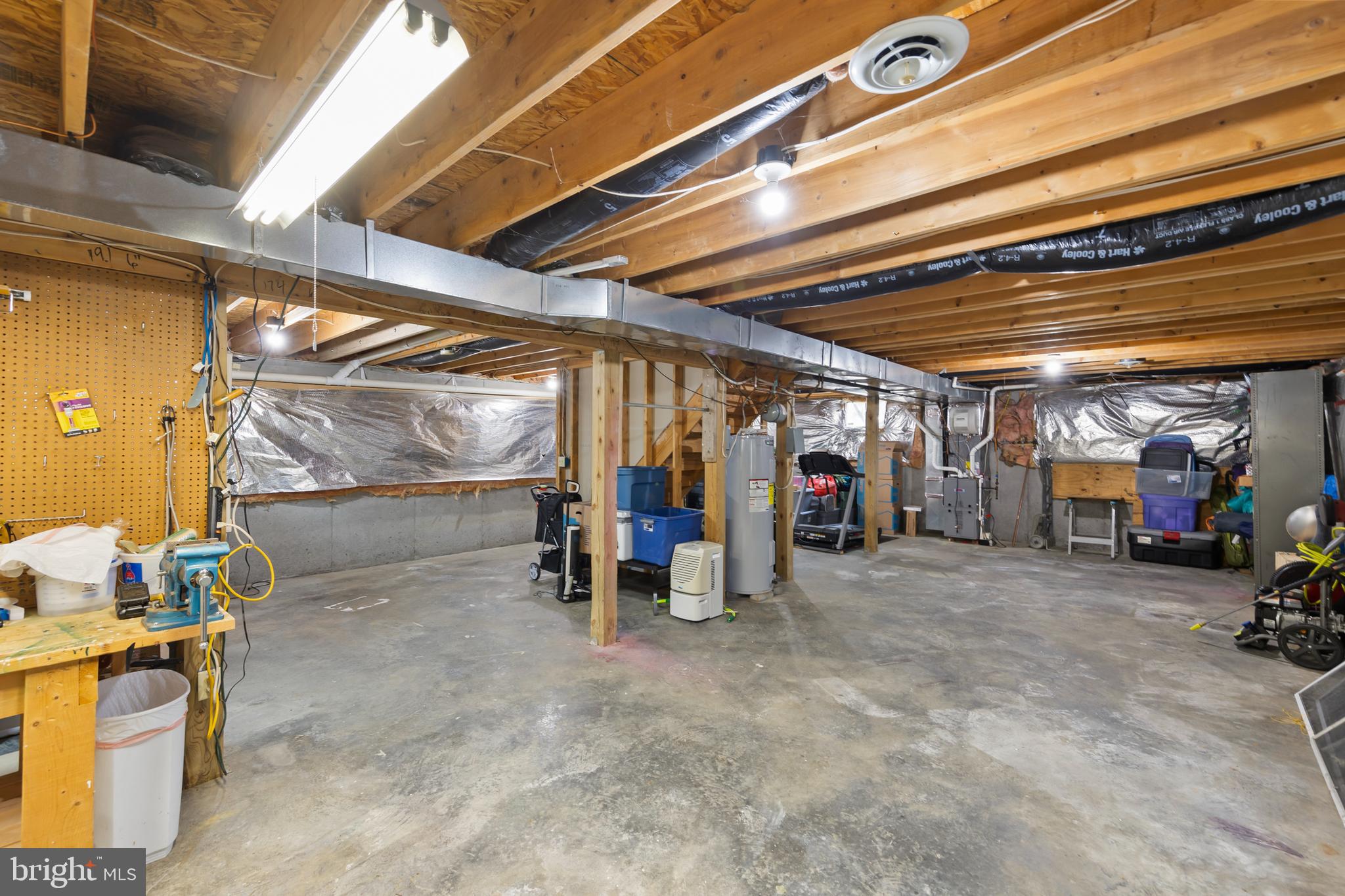 WOODSIDE ESTATES - Residential