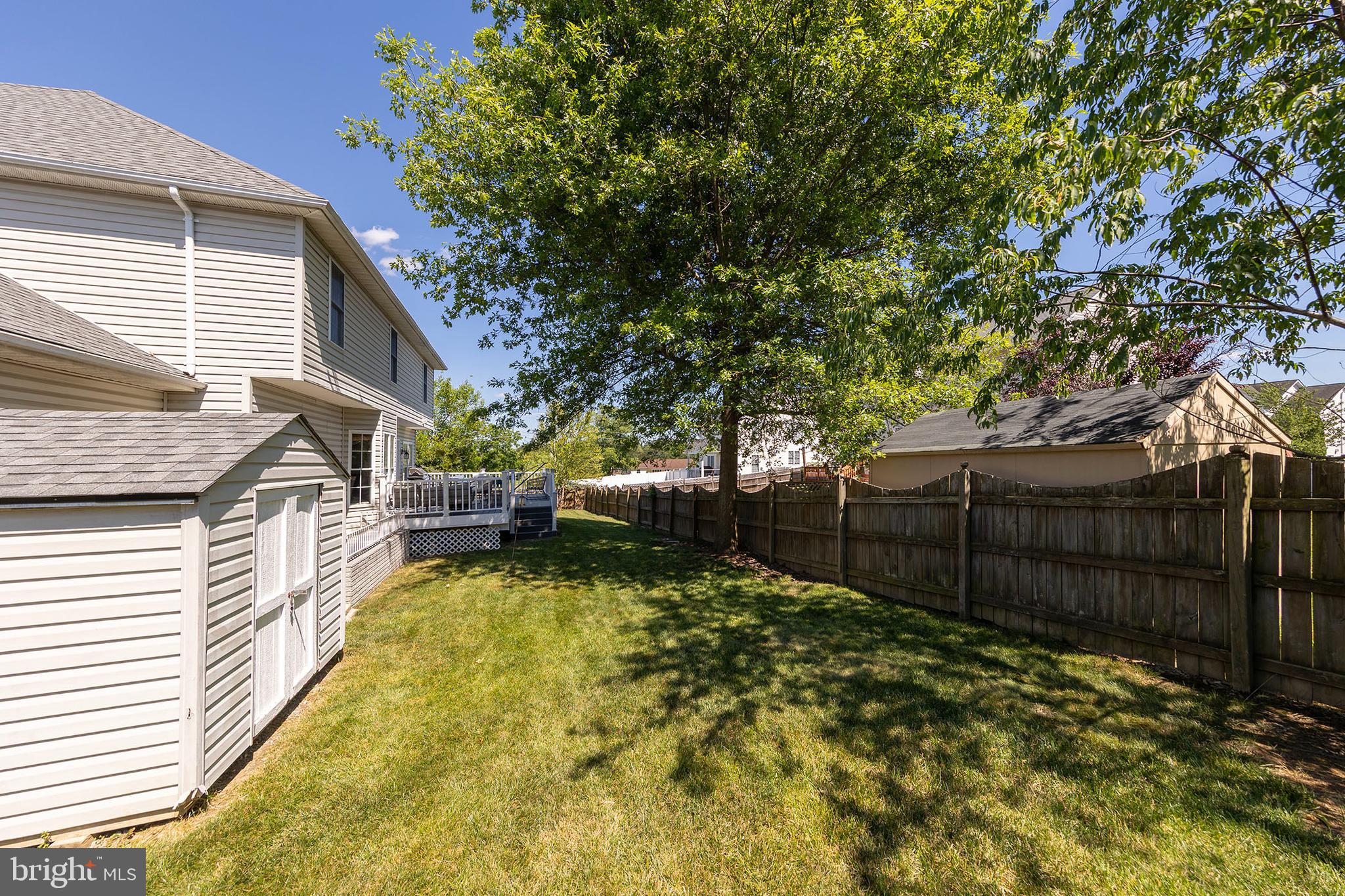WOODSIDE ESTATES - Residential