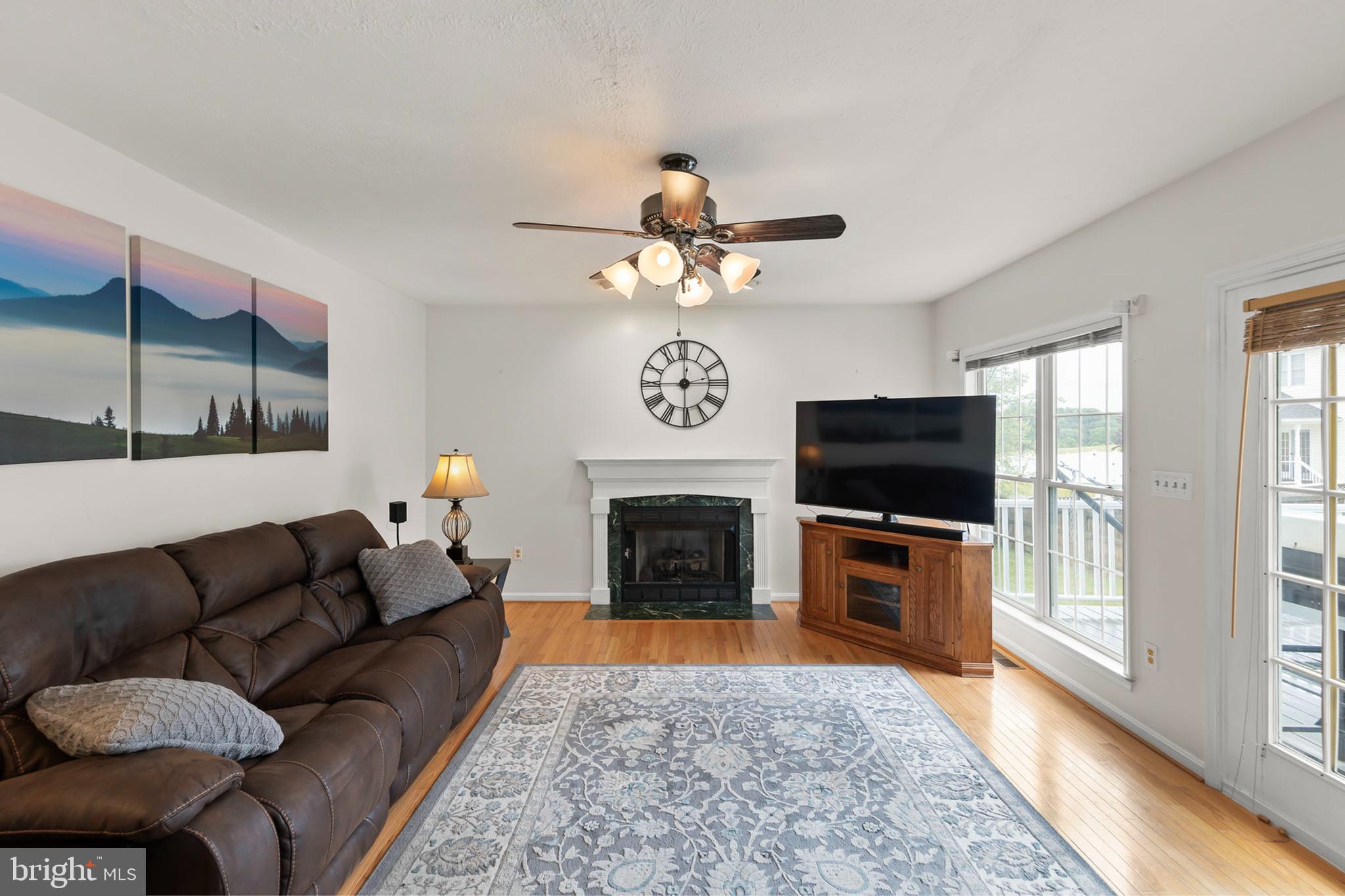 WOODSIDE ESTATES - Residential
