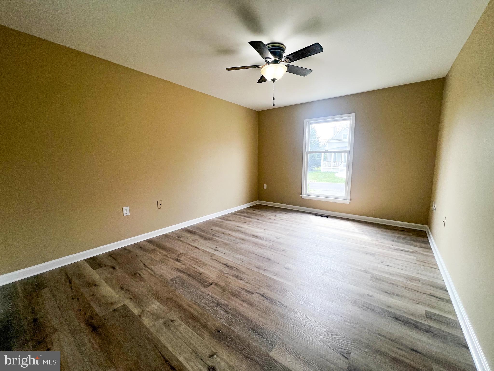 TOWN OF BERRYVILLE - Residential Lease