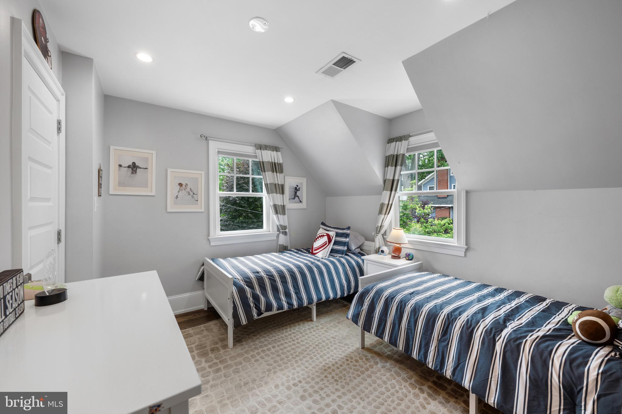 WEST CHEVY CHASE HEIGHTS - Residential