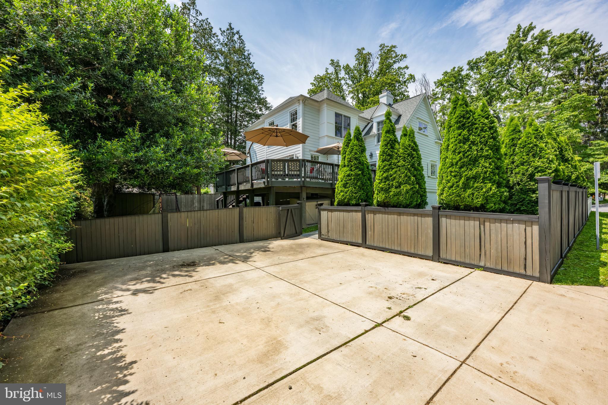 WEST CHEVY CHASE HEIGHTS - Residential