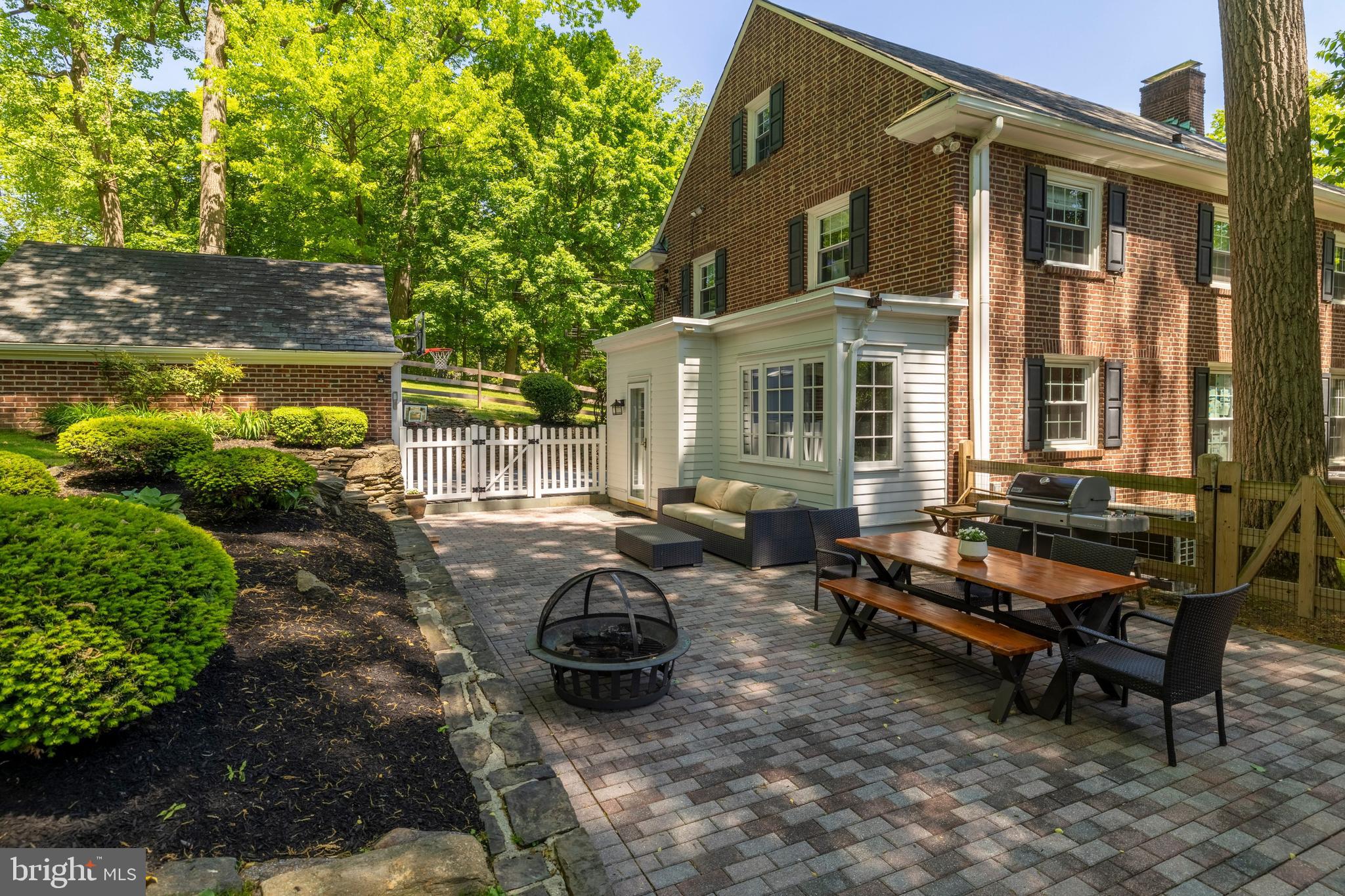 ELKINS PARK - Residential