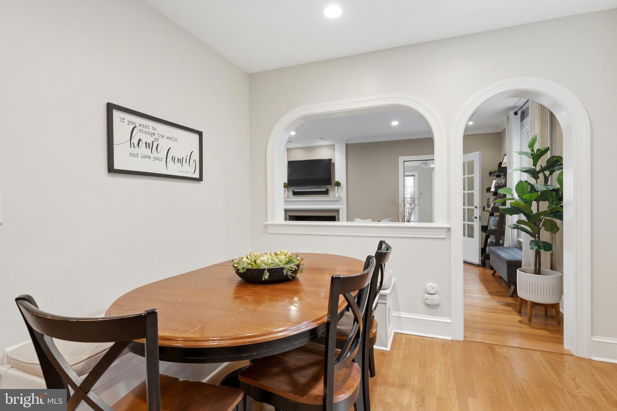 ELKINS PARK - Residential