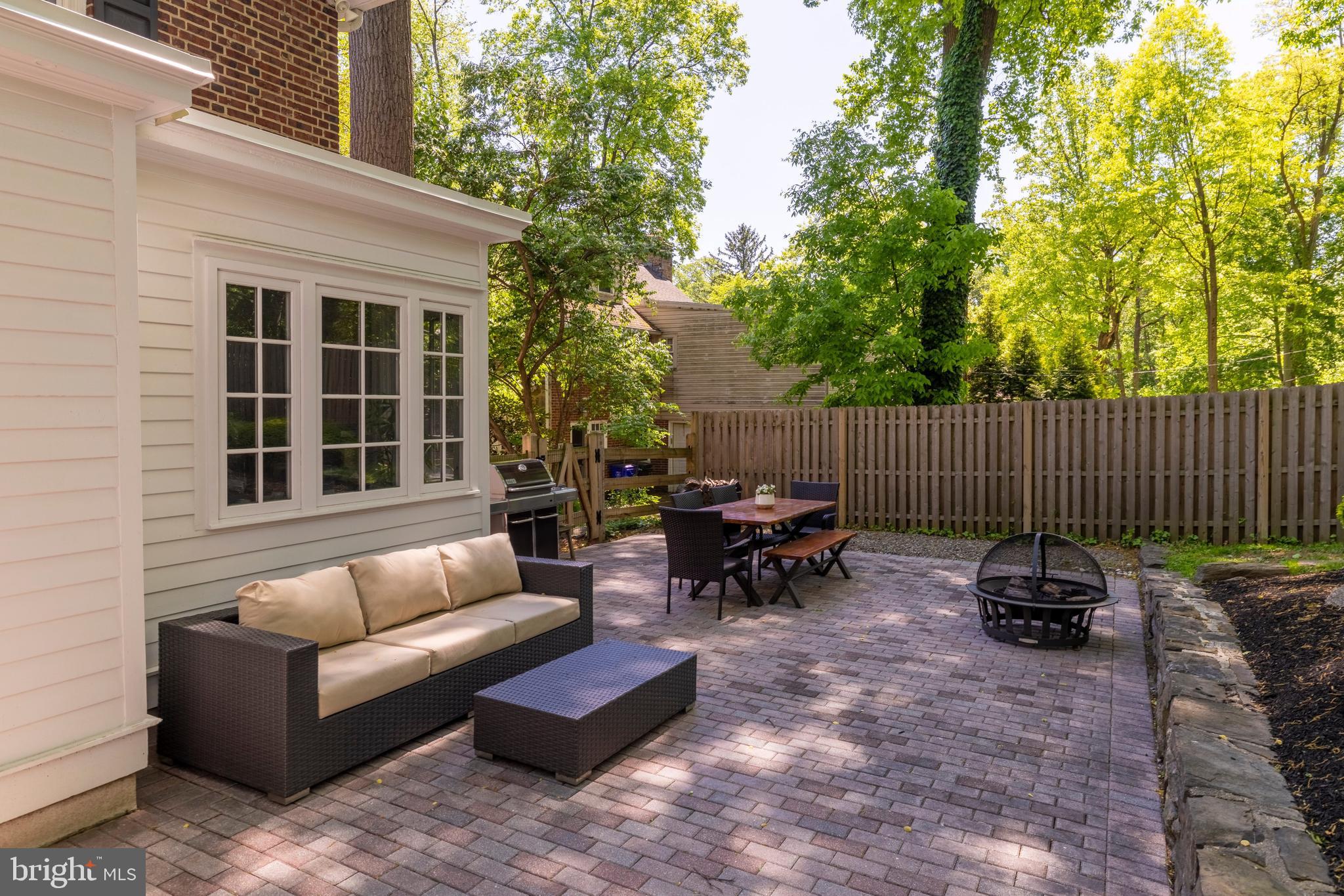 ELKINS PARK - Residential