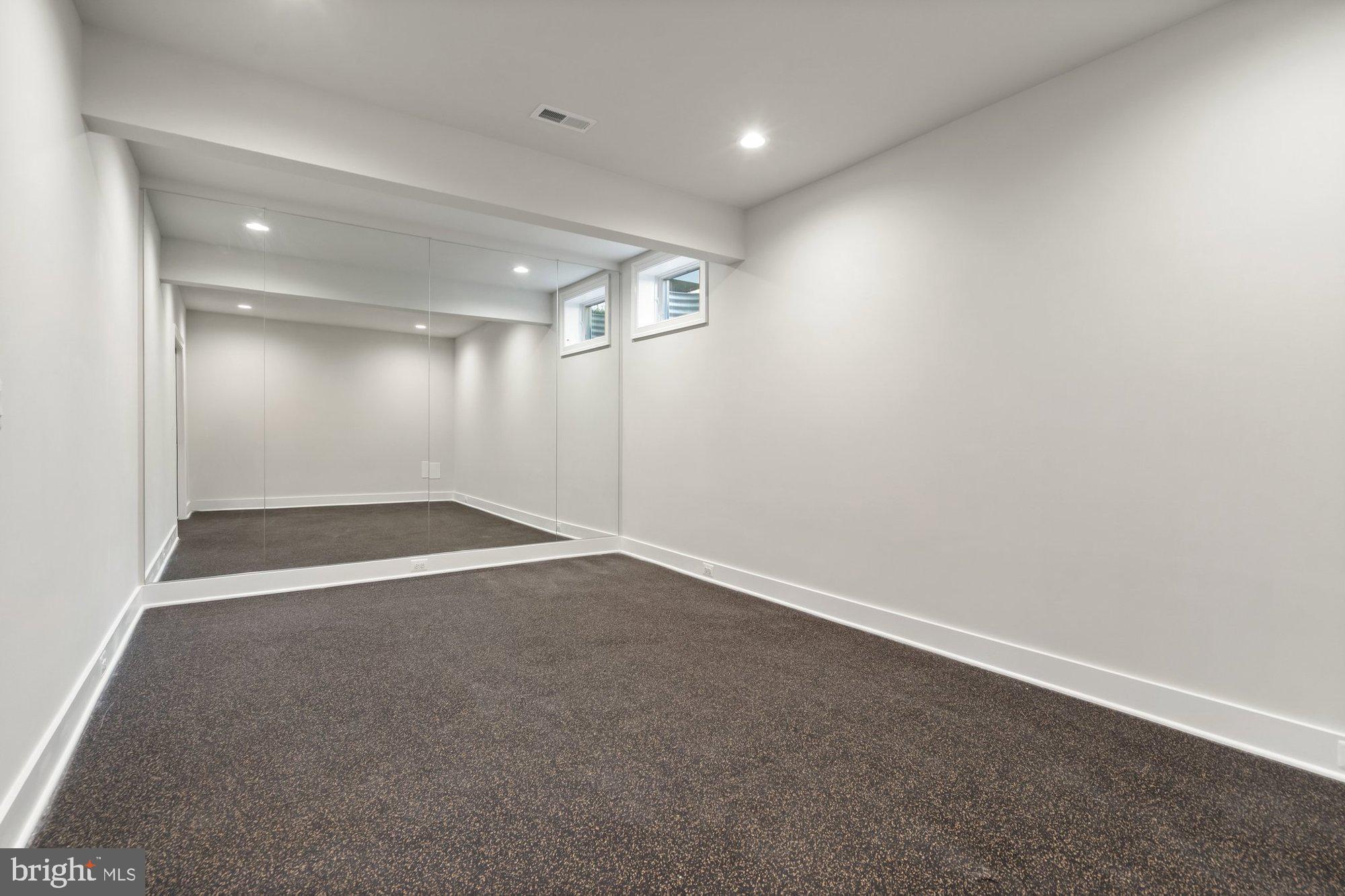 WESTBRIAR COUNTRY CLUB ESTATES - Residential