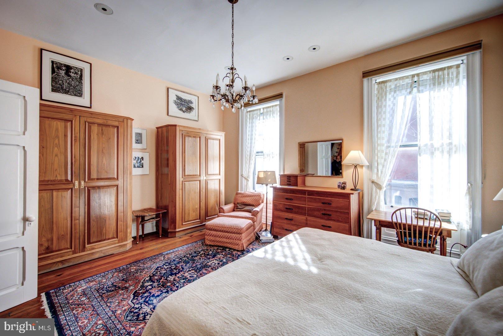 RITTENHOUSE SQUARE - Residential