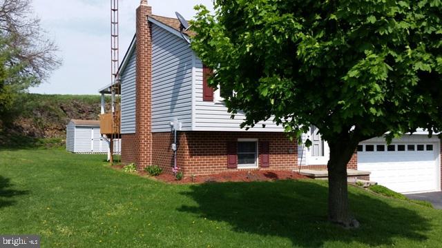 TWIN PINES - Residential
