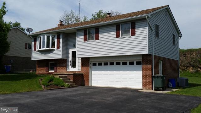 TWIN PINES - Residential