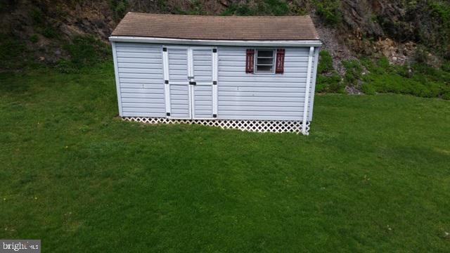 TWIN PINES - Residential