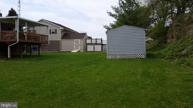 TWIN PINES - Residential