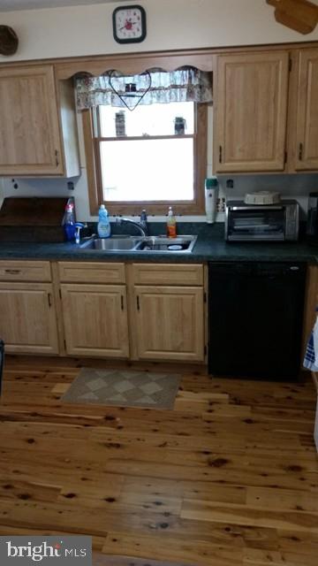TWIN PINES - Residential