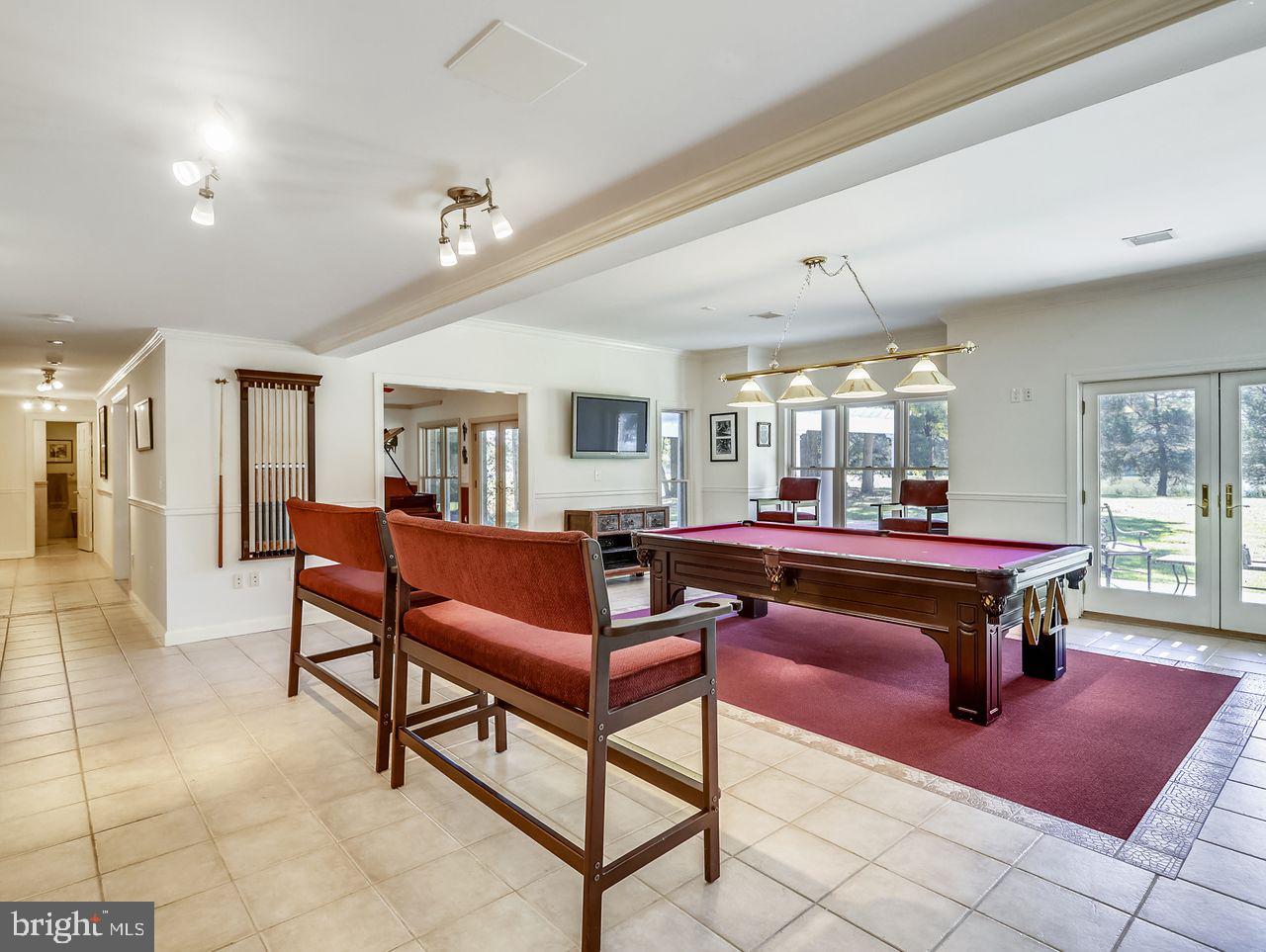 CHURCHTON - Residential