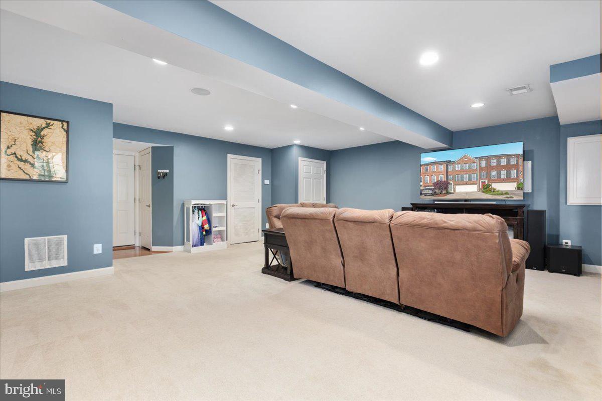 KIRKPATRICK FARMS - Residential