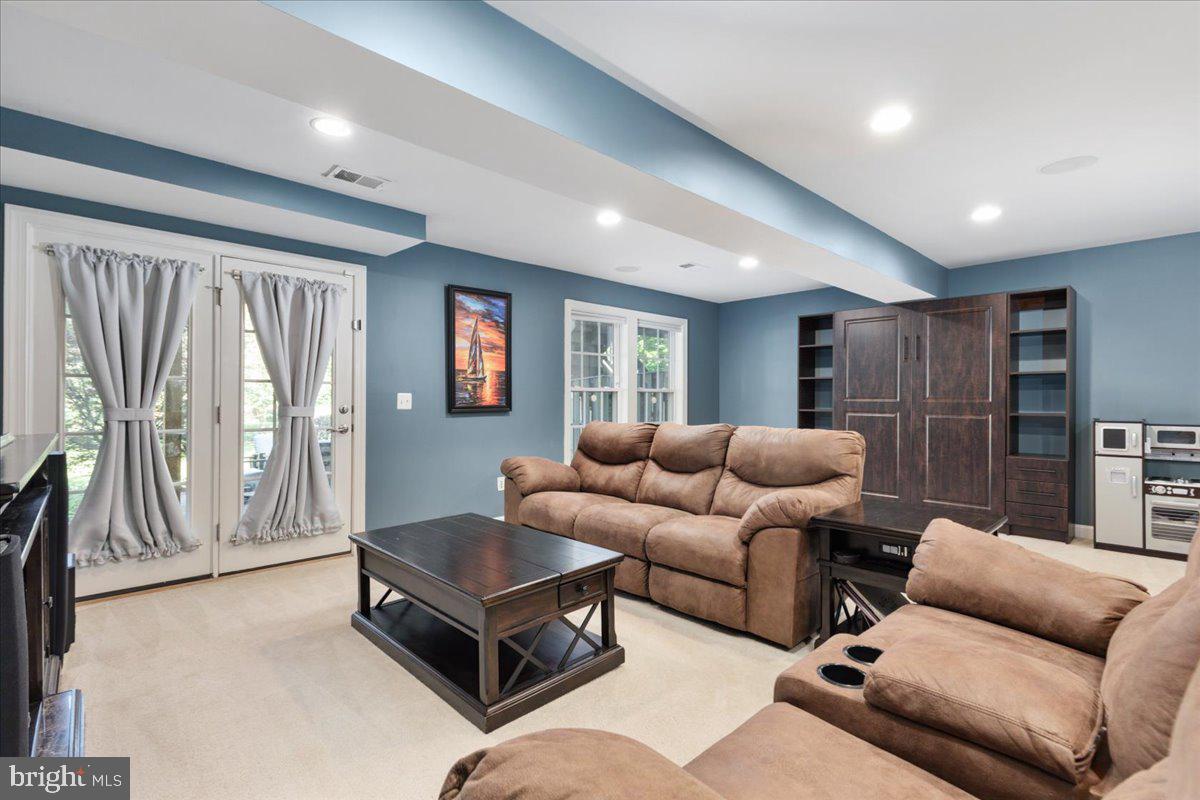 KIRKPATRICK FARMS - Residential