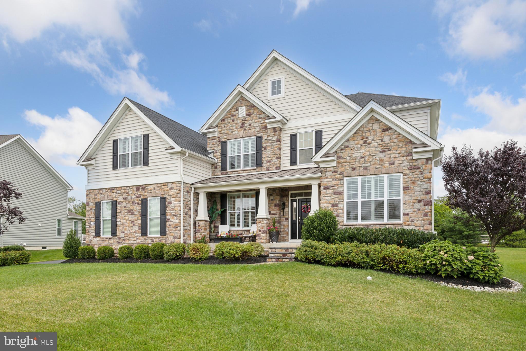NEW BRITAIN WOODS - Residential